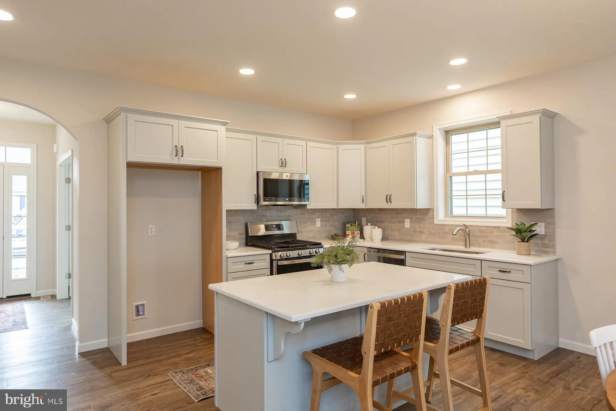 Property Slideshow image 5 of 36 | 606 greenbriar path, Cochranville, PA, 19330