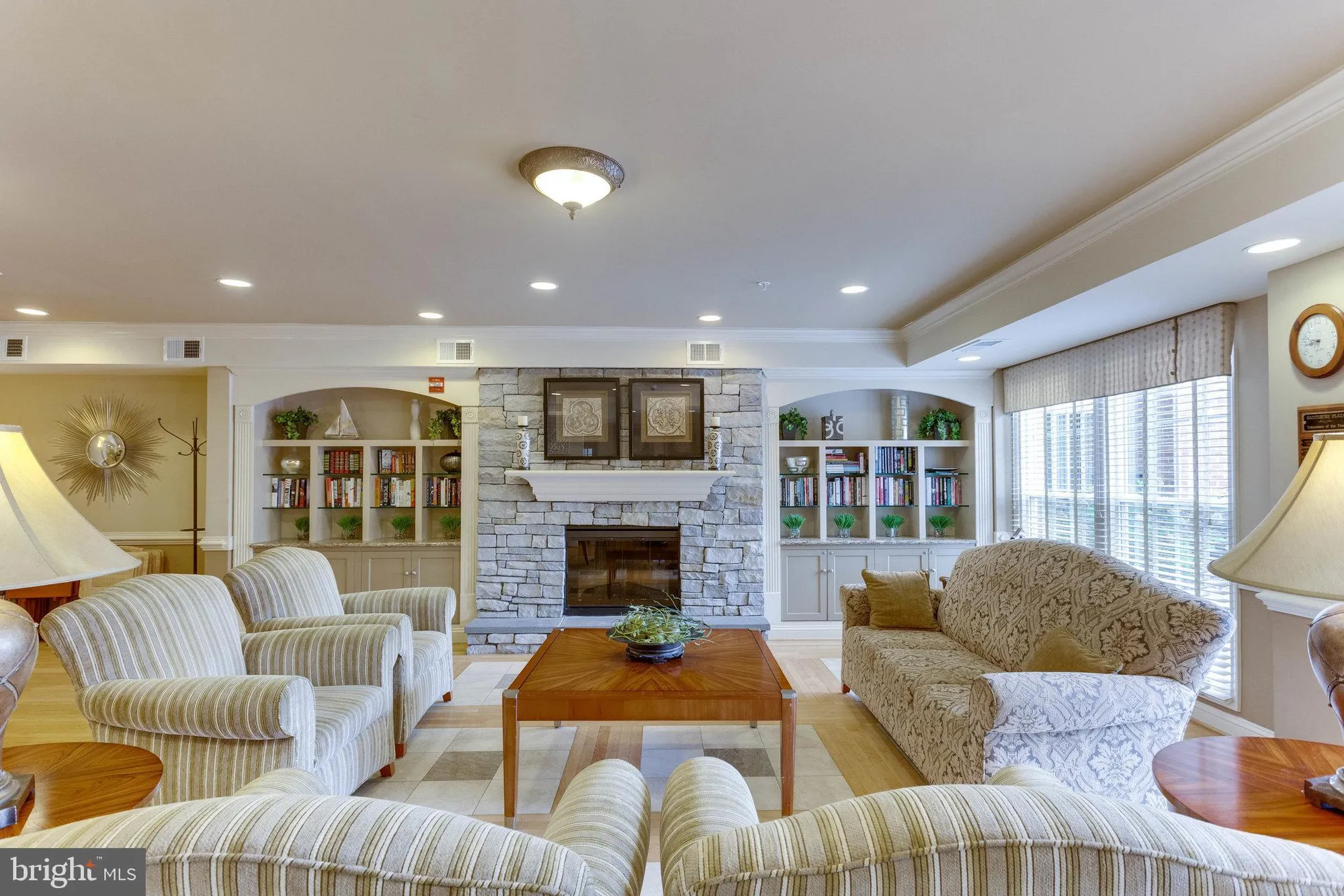 Property Slideshow image 17 of 80 | 2903 saintsbury plz 405, Fairfax, VA, 22031