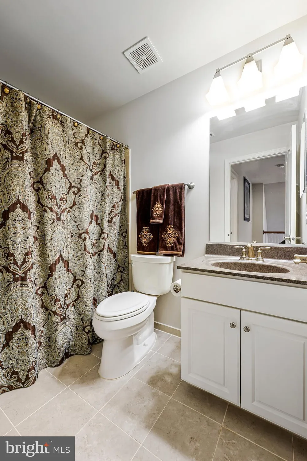 Property Slideshow image 30 of 60 | 20862 saber jet pl, Ashburn, VA, 20147