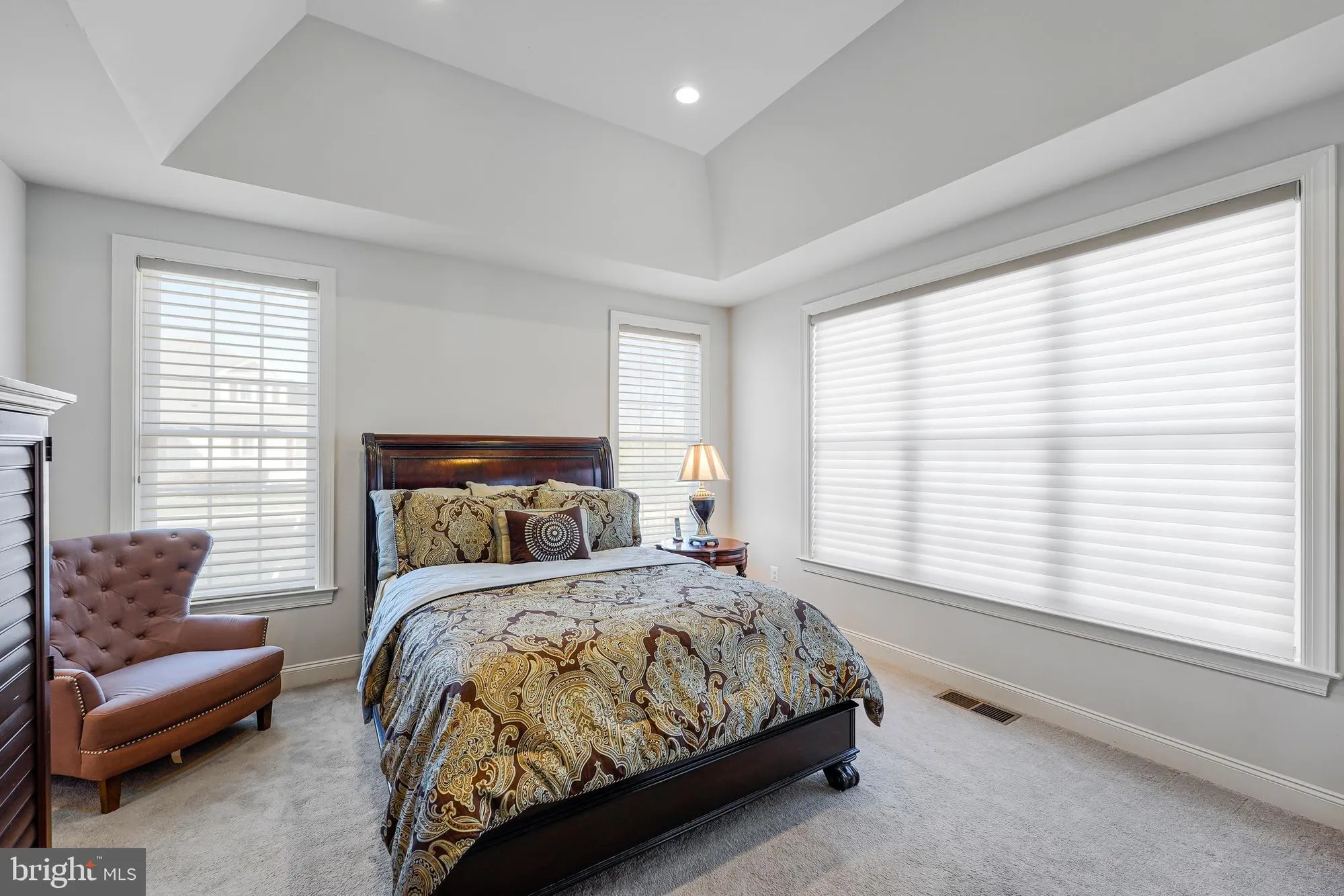 Property Slideshow image 22 of 60 | 20862 saber jet pl, Ashburn, VA, 20147