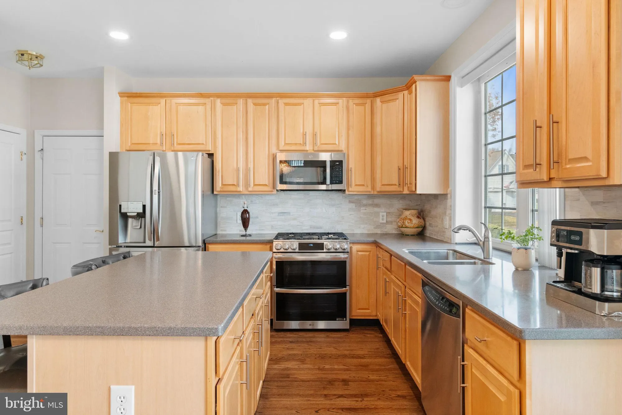 Property Slideshow image 12 of 72 | 454 larkspur dr, Kennett Square, PA, 19348