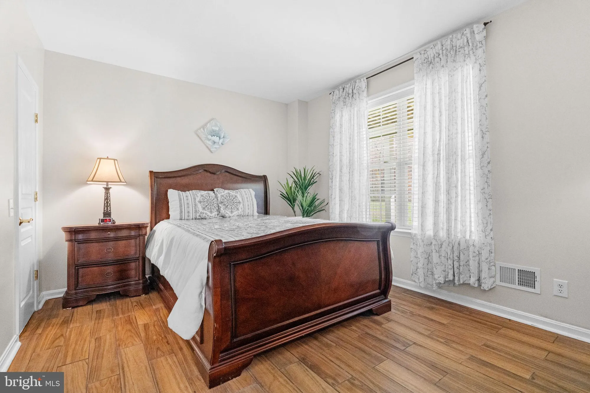 Property Slideshow image 48 of 72 | 454 larkspur dr, Kennett Square, PA, 19348