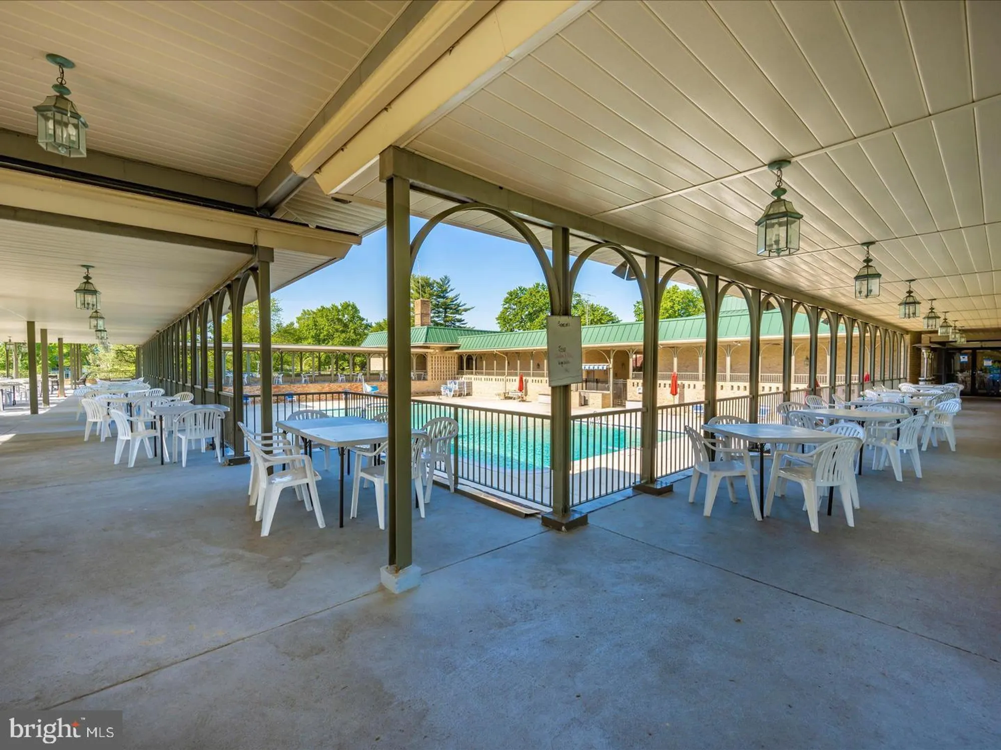 Property Slideshow image 31 of 35 | 15107 interlachen dr 2-815, Silver Spring, MD, 20906