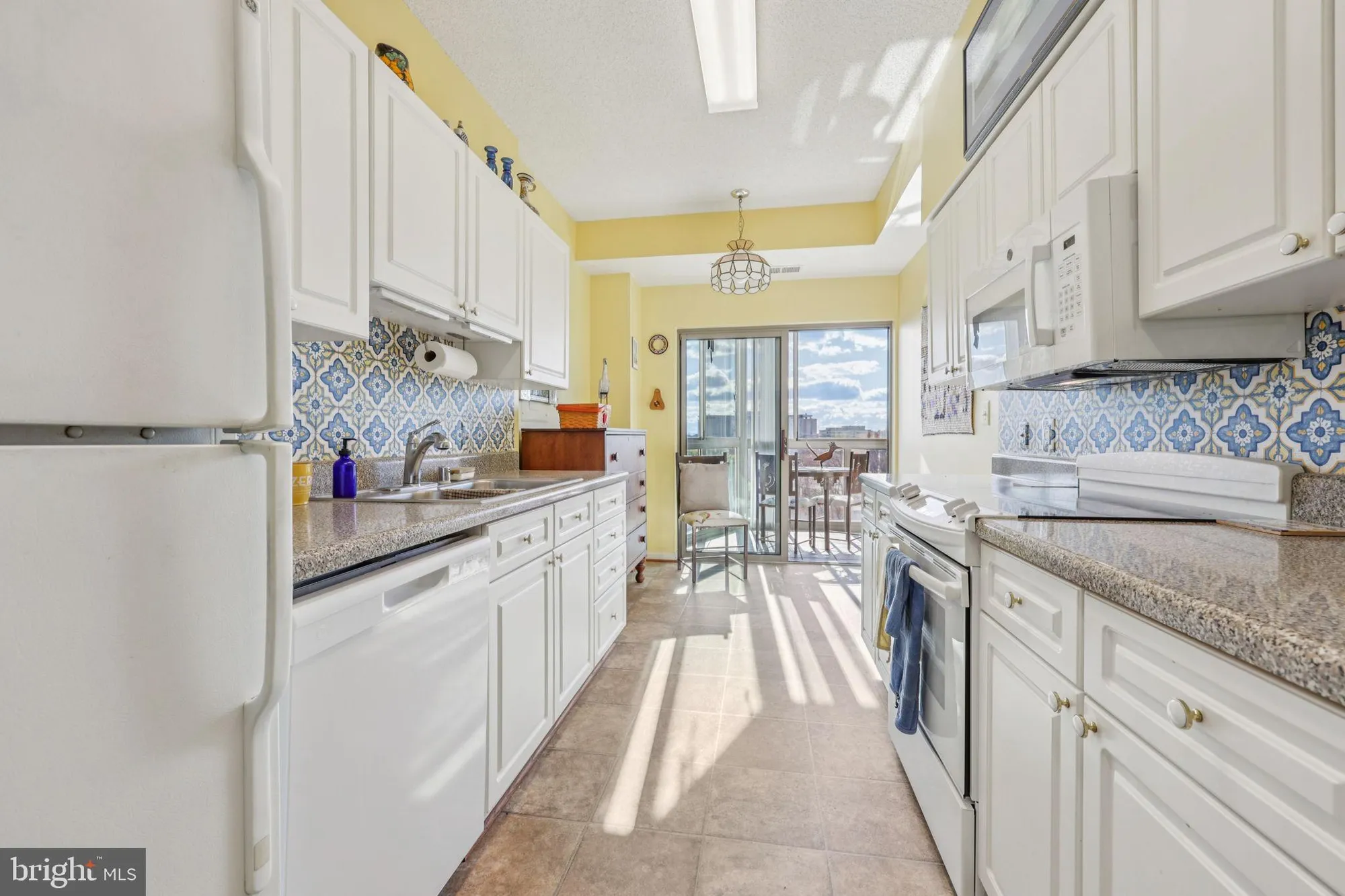 Property Slideshow image 15 of 41 | 19375 cypress ridge ter 601, Leesburg, VA, 20176