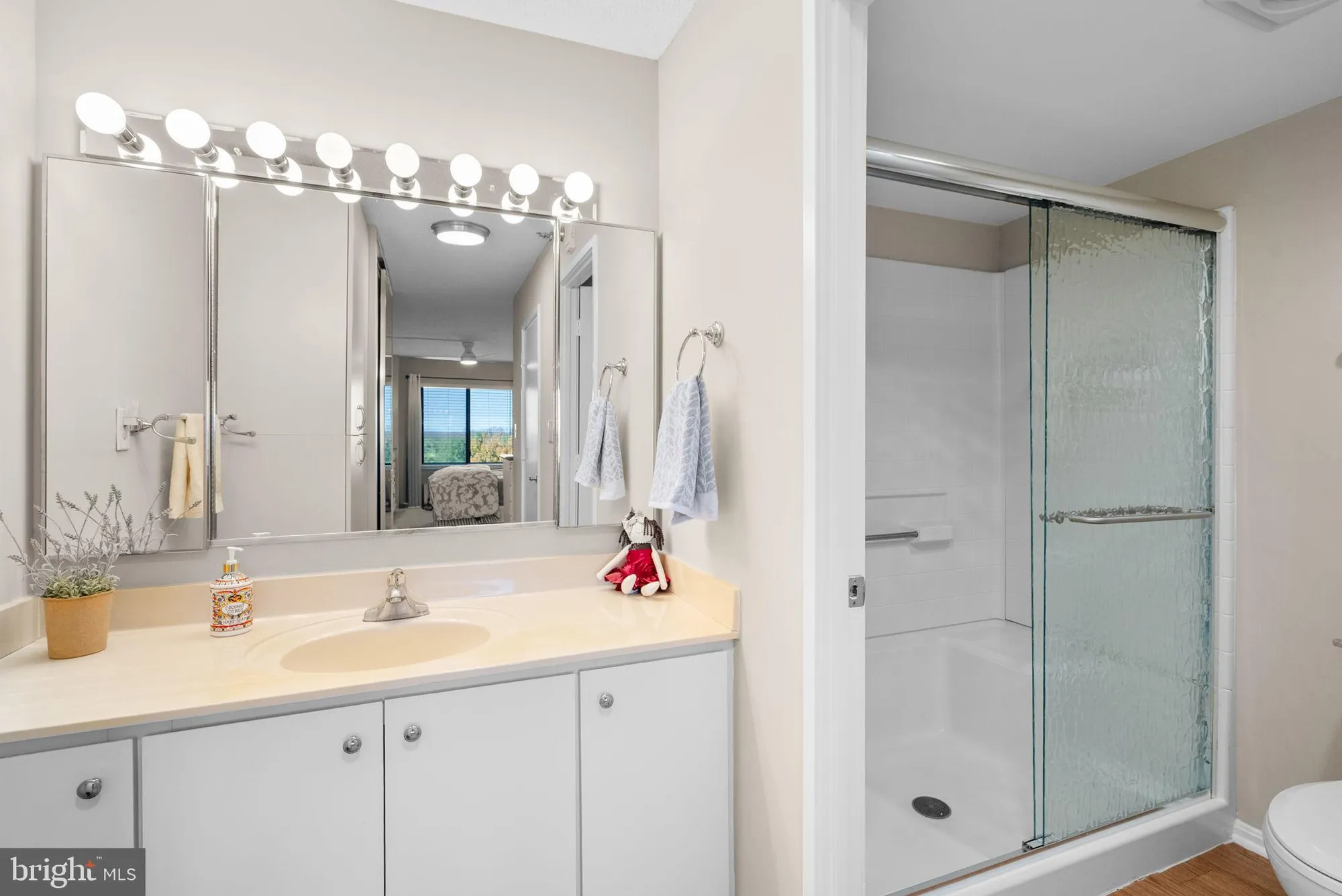 Property Slideshow image 27 of 36 | 3310 n leisure world blvd 627, Silver Spring, MD, 20906