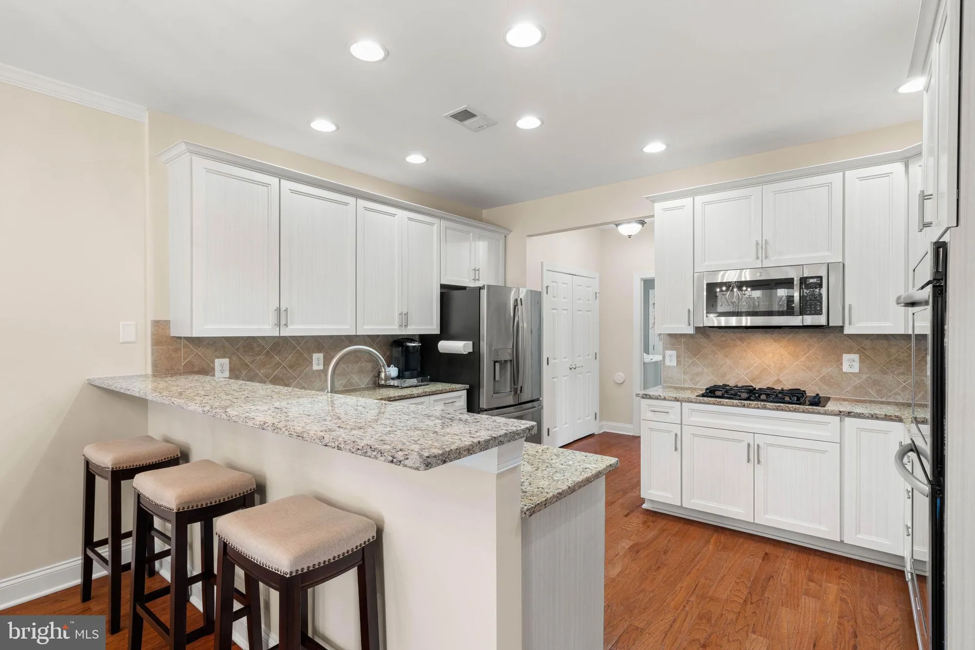 Property Slideshow image 4 of 48 | 5484 rodriquez ln, Haymarket, VA, 20169