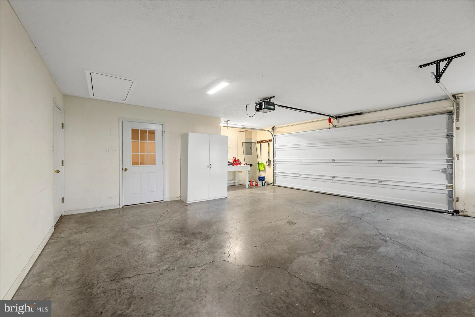 Property Slideshow image 23 of 41 | 222 crestwood ln, Winchester, VA, 22602