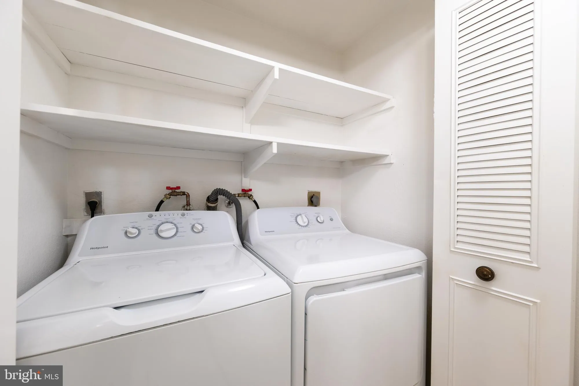 Property Slideshow image 22 of 29 | 3350 gleneagles dr 70-1d, Silver Spring, MD, 20906