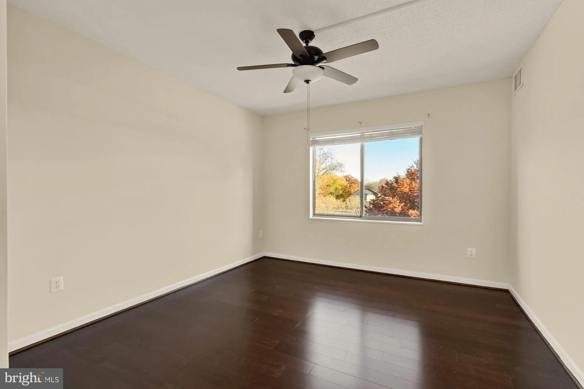 Property Slideshow image 25 of 38 | 3005 s leisure world blvd apt 201, Silver Spring, MD, 20906