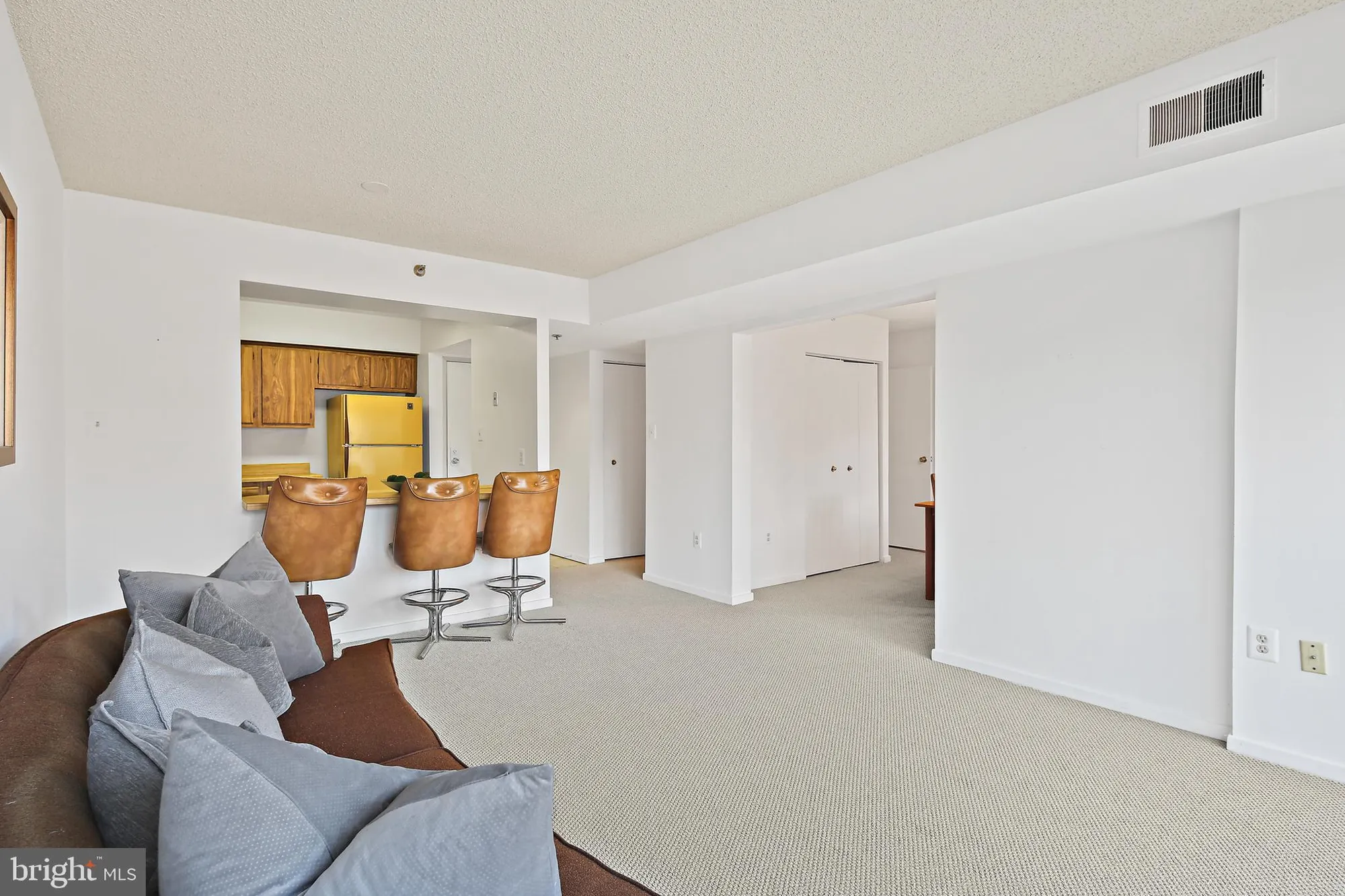 Property Slideshow image 4 of 32 | 2921 n leisure world blvd 1-316, Silver Spring, MD, 20906