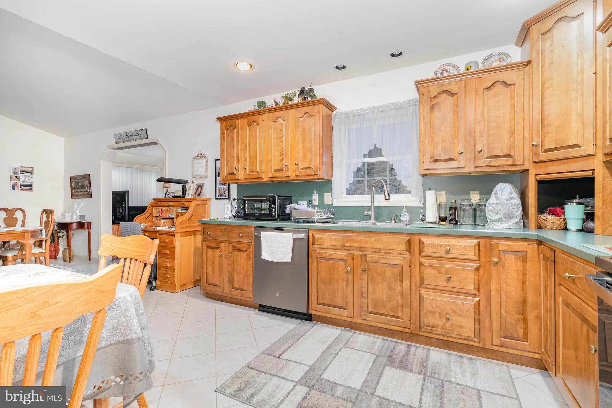 Property Slideshow image 25 of 38 | 14 bower dr, Myerstown, PA, 17067