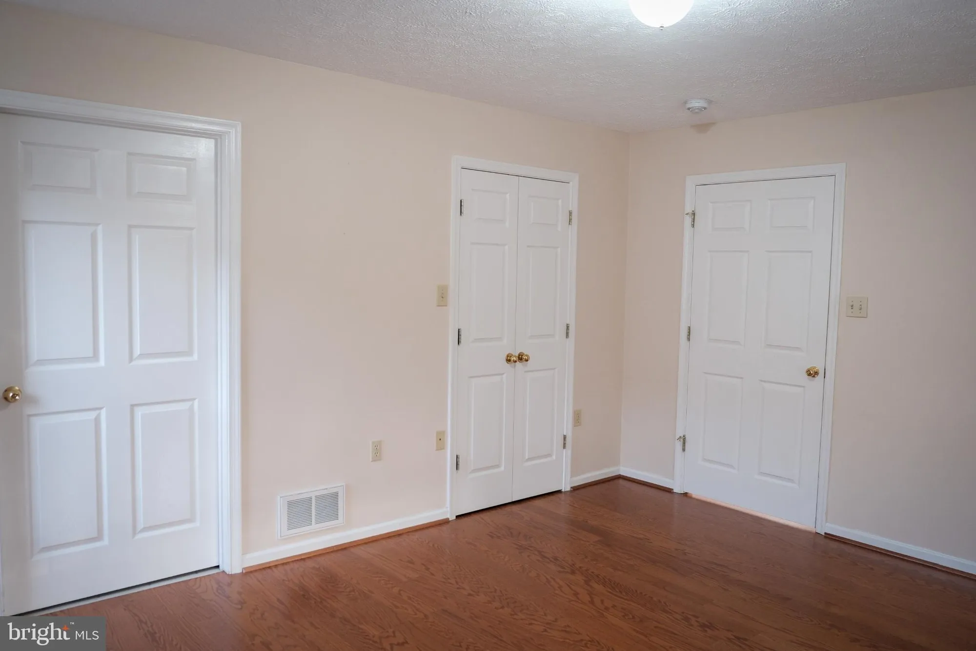 Property Slideshow image 28 of 32 | 105 tanglewood ln, Winchester, VA, 22602