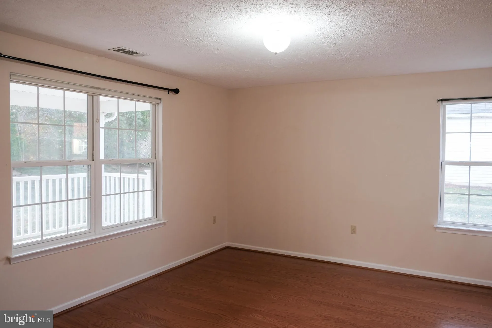 Property Slideshow image 26 of 32 | 105 tanglewood ln, Winchester, VA, 22602