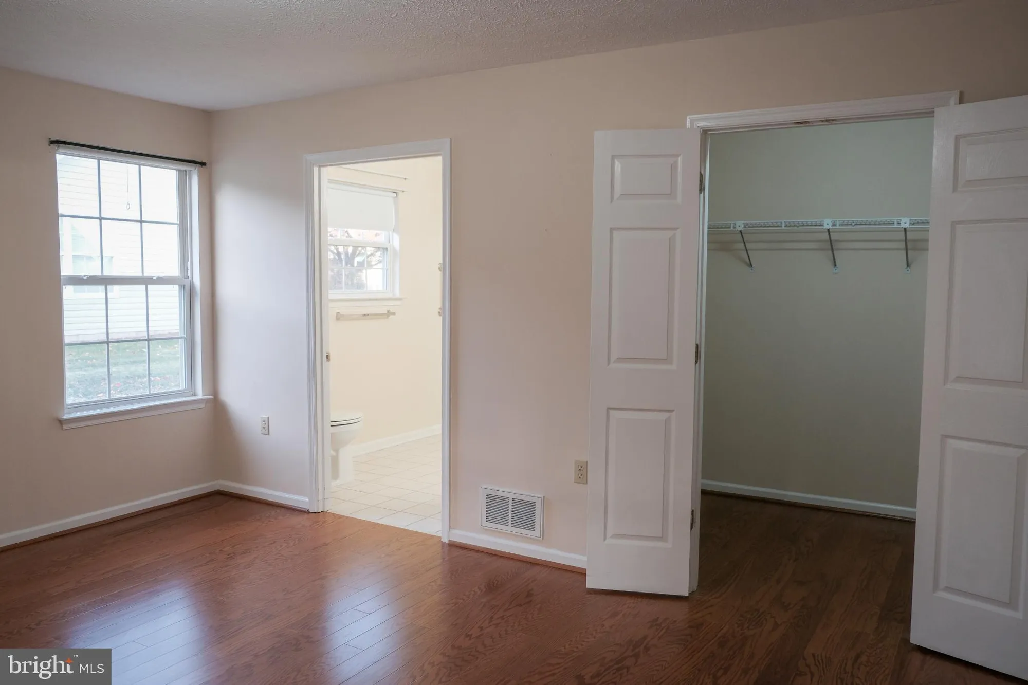 Property Slideshow image 25 of 32 | 105 tanglewood ln, Winchester, VA, 22602