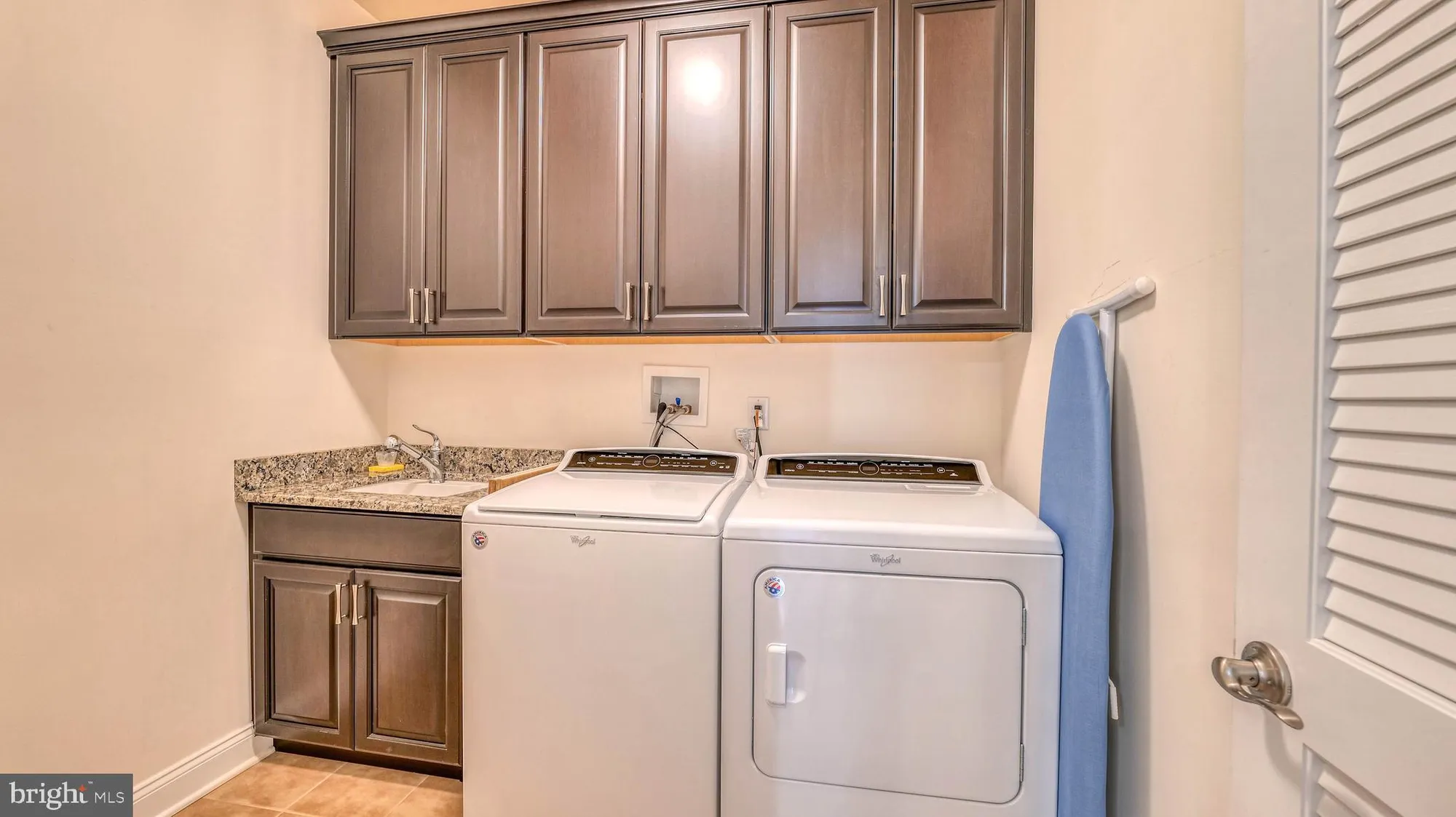 Property Slideshow image 8 of 48 | 158 sarazen dr, Moorestown, NJ, 08057