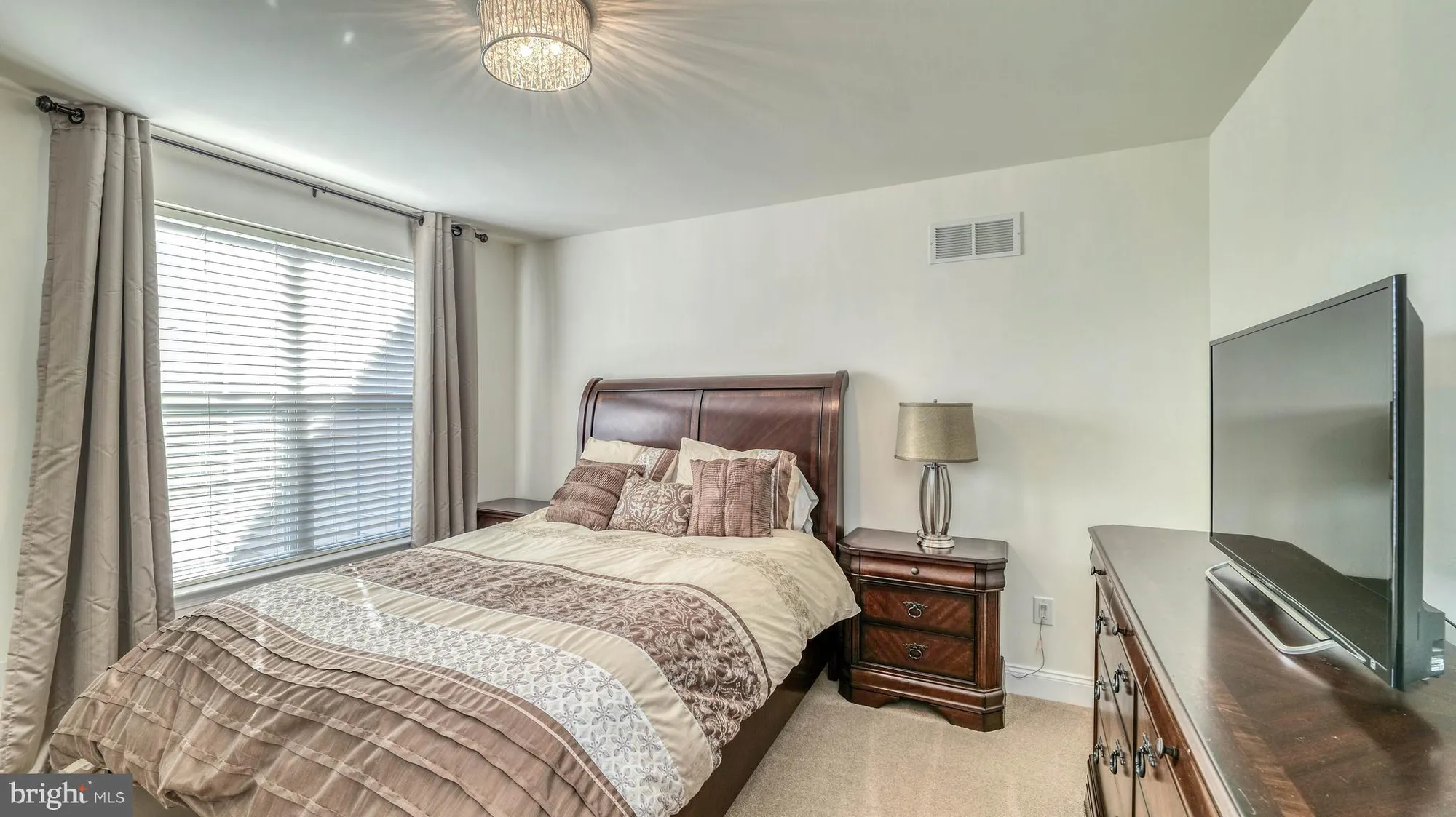 Property Slideshow image 29 of 48 | 158 sarazen dr, Moorestown, NJ, 08057