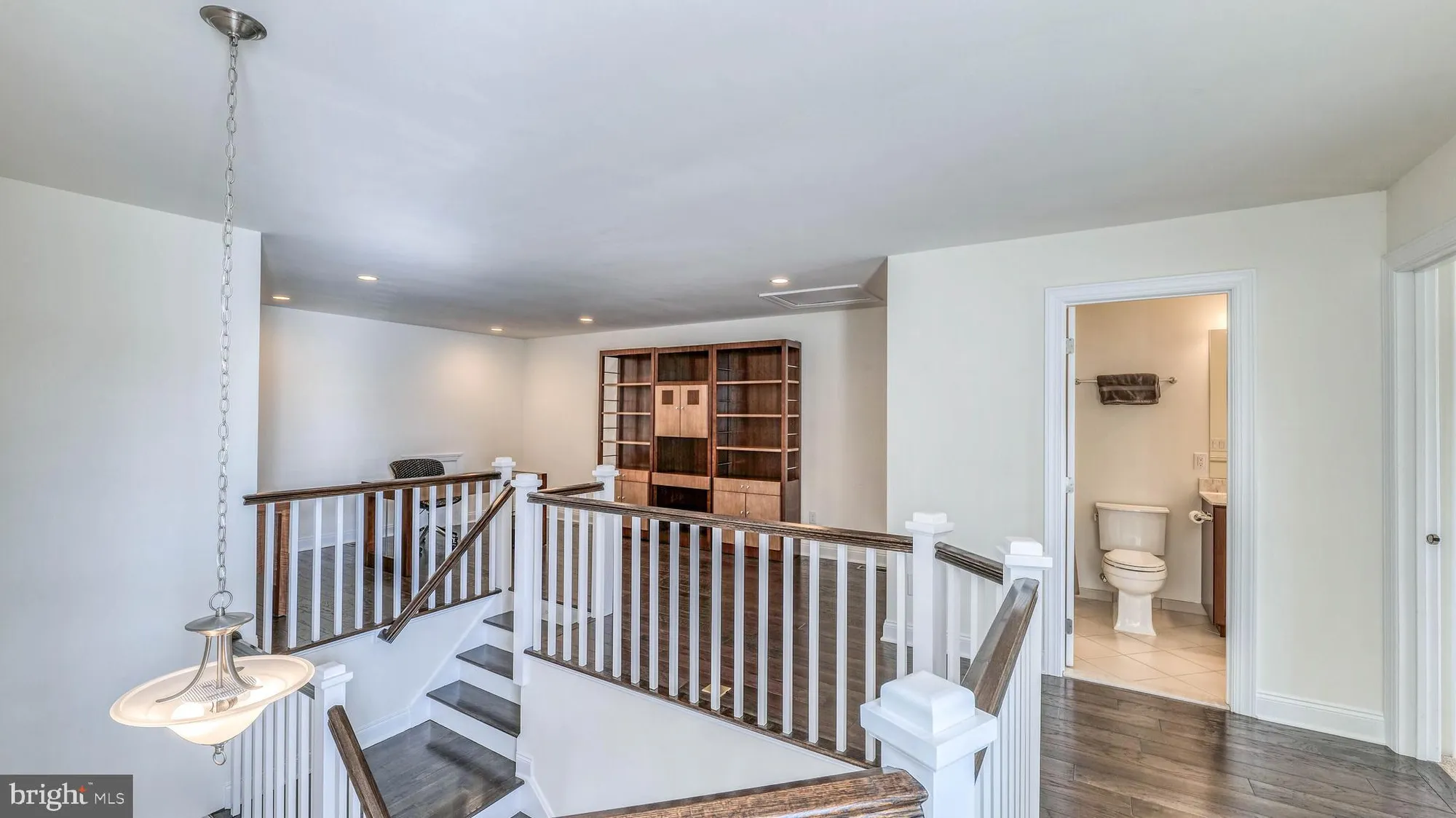 Property Slideshow image 30 of 48 | 158 sarazen dr, Moorestown, NJ, 08057