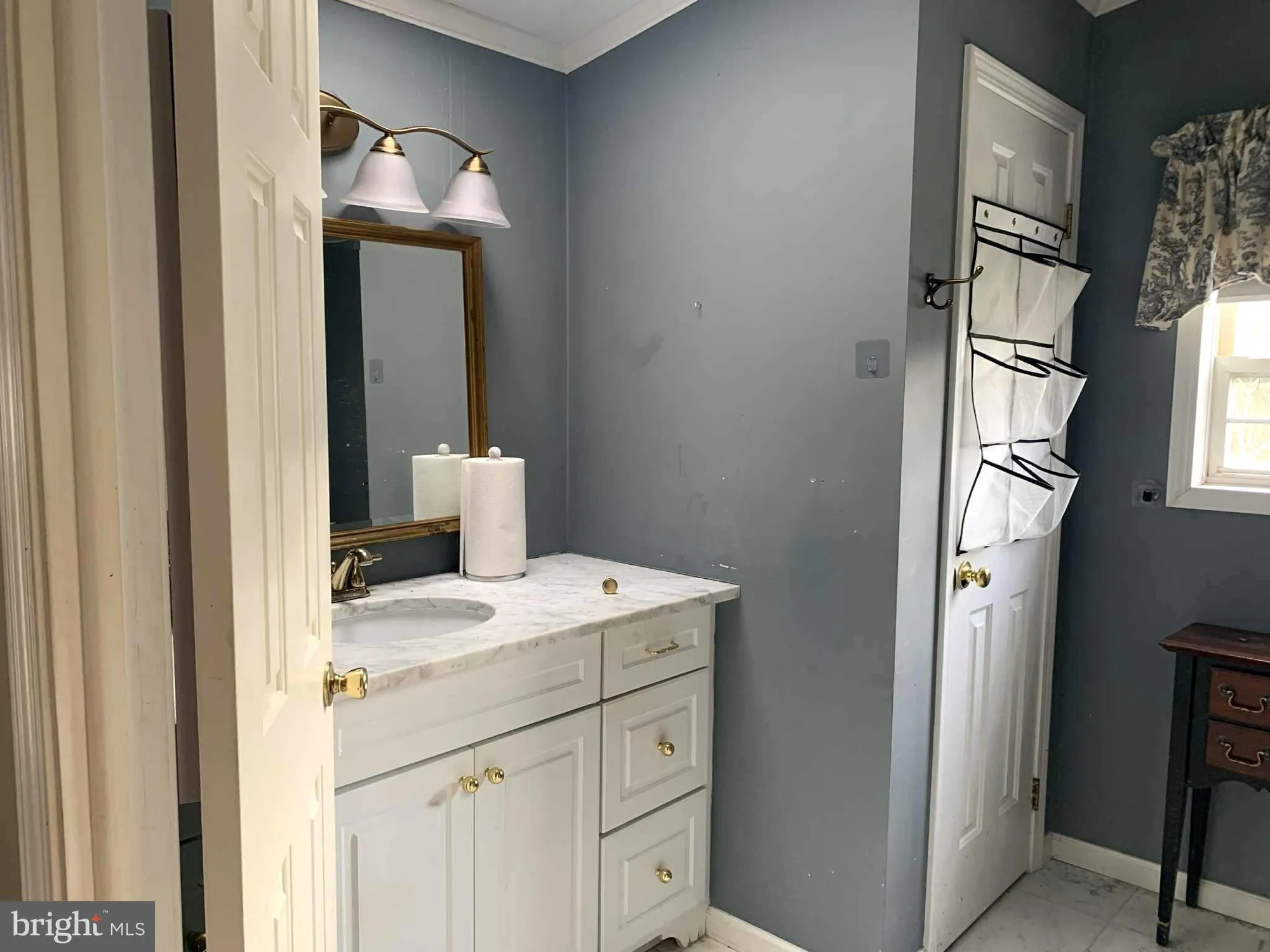 Property Slideshow image 22 of 27 | 214 dove ct, New Hope, PA, 18938