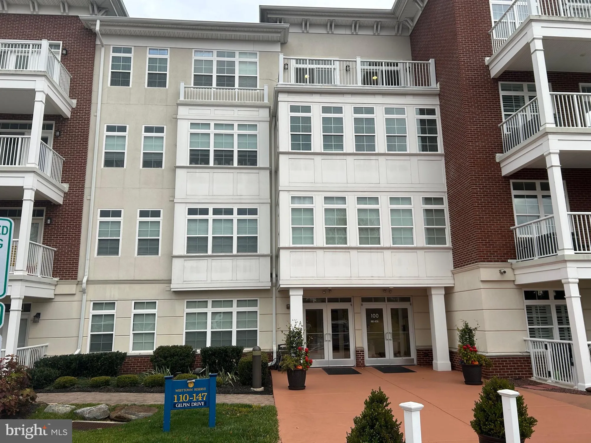 Property Slideshow image 2 of 31 | 134 gilpin dr # a-305, West Chester, PA, 19382