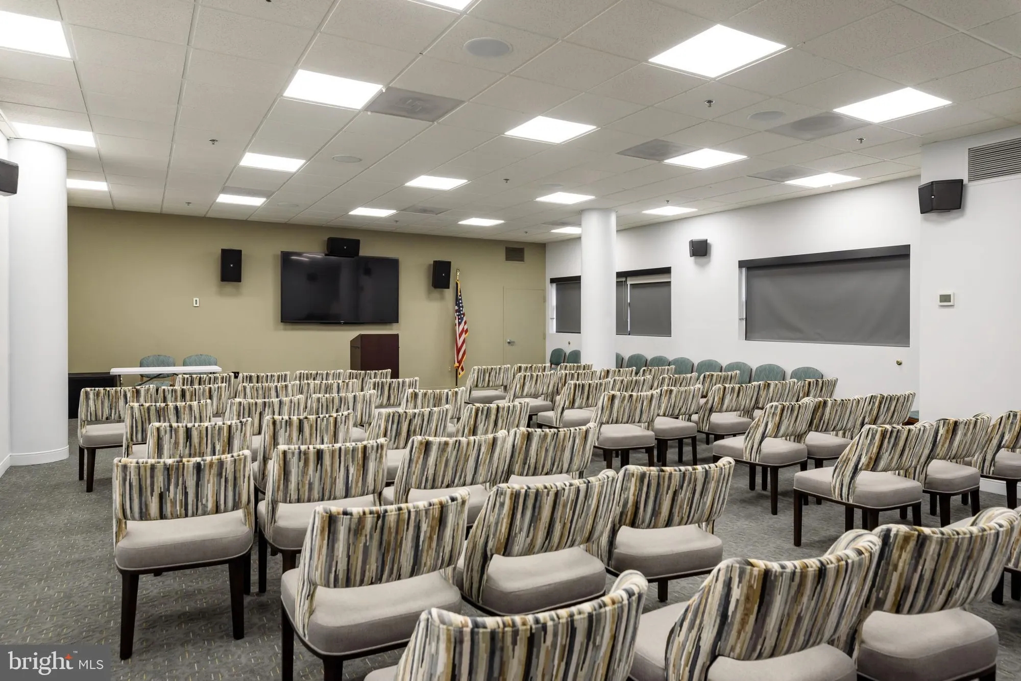 Property Slideshow image 37 of 39 | 19360 magnolia grove sq unit 316, Leesburg, VA, 20176