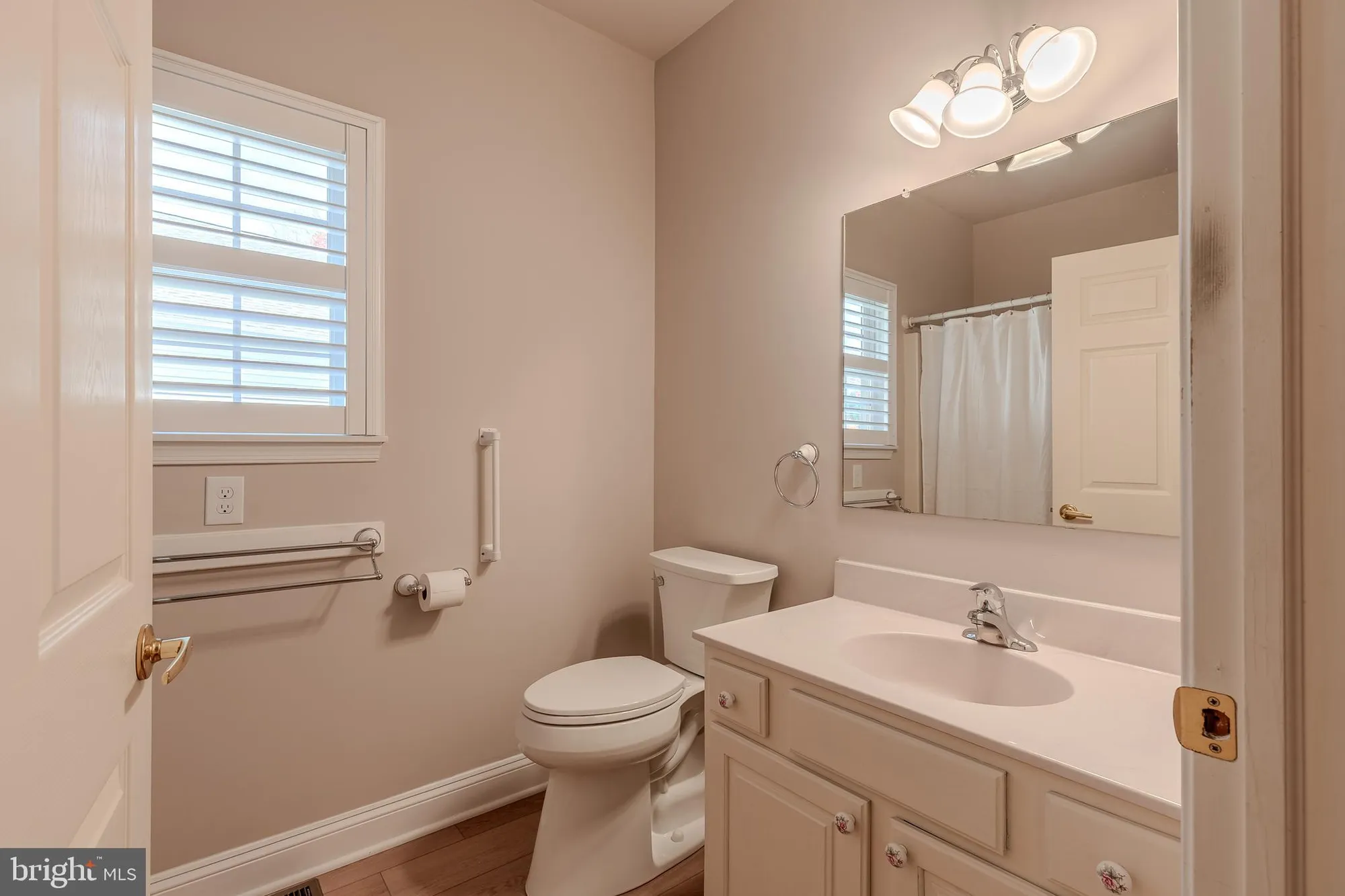 Property Slideshow image 22 of 31 | 62 wynndemere ct, Cape May Court House, NJ, 08210