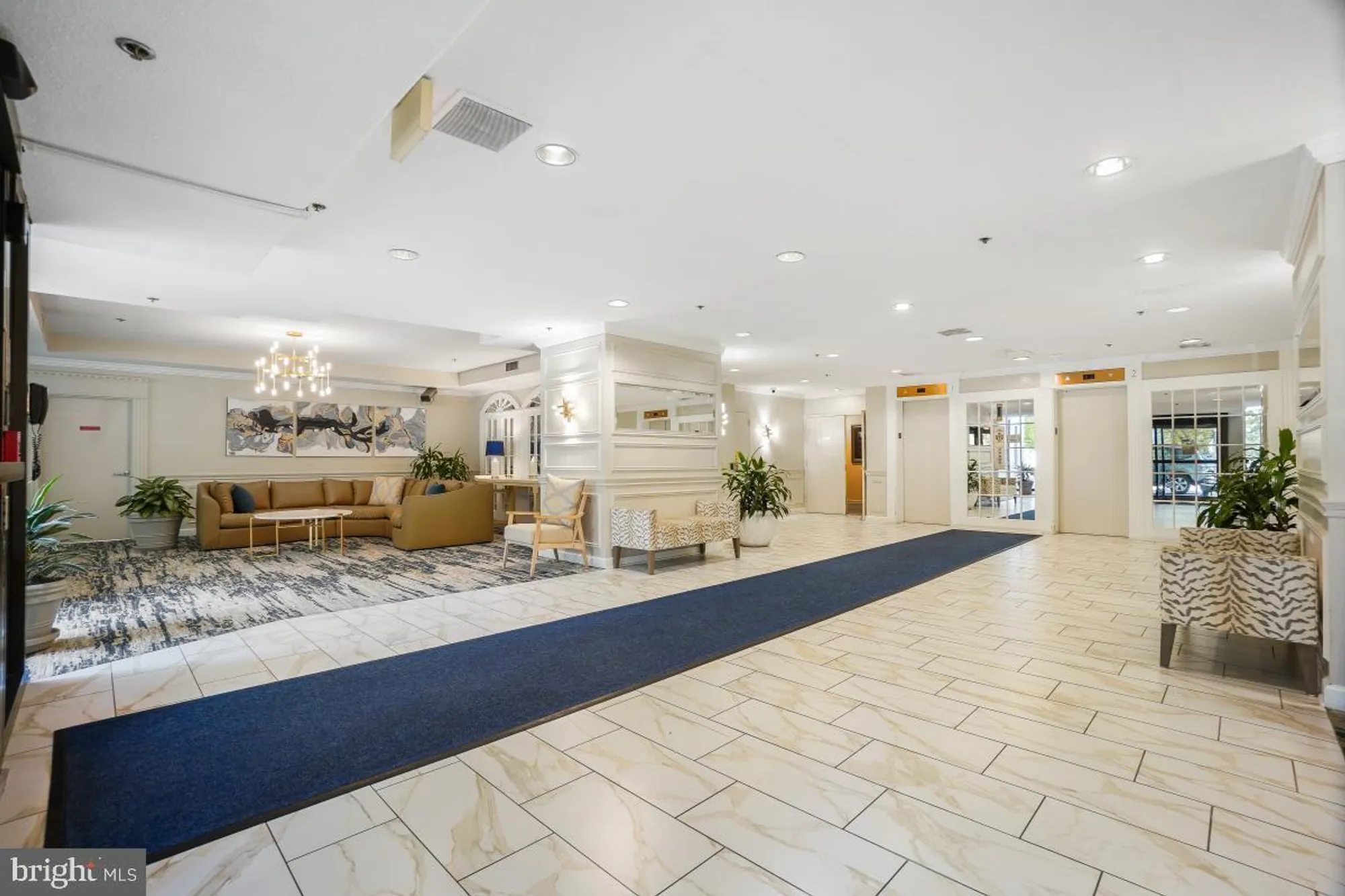 Property Slideshow image 19 of 35 | 15107 interlachen dr 2-815, Silver Spring, MD, 20906
