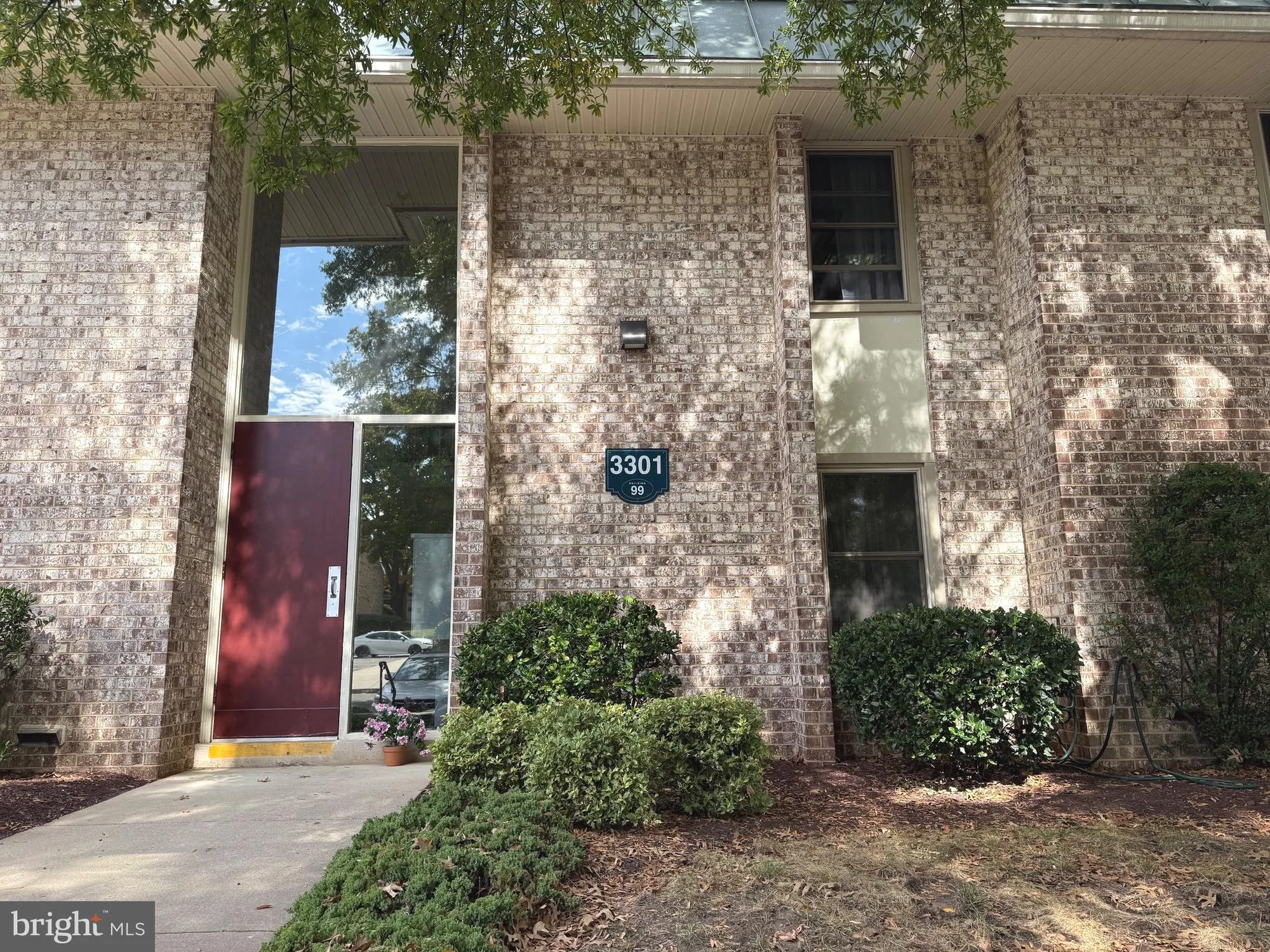 Property Slideshow image 1 of 25 | 3301 s leisure world blvd 99-1h, Silver Spring, MD, 20906