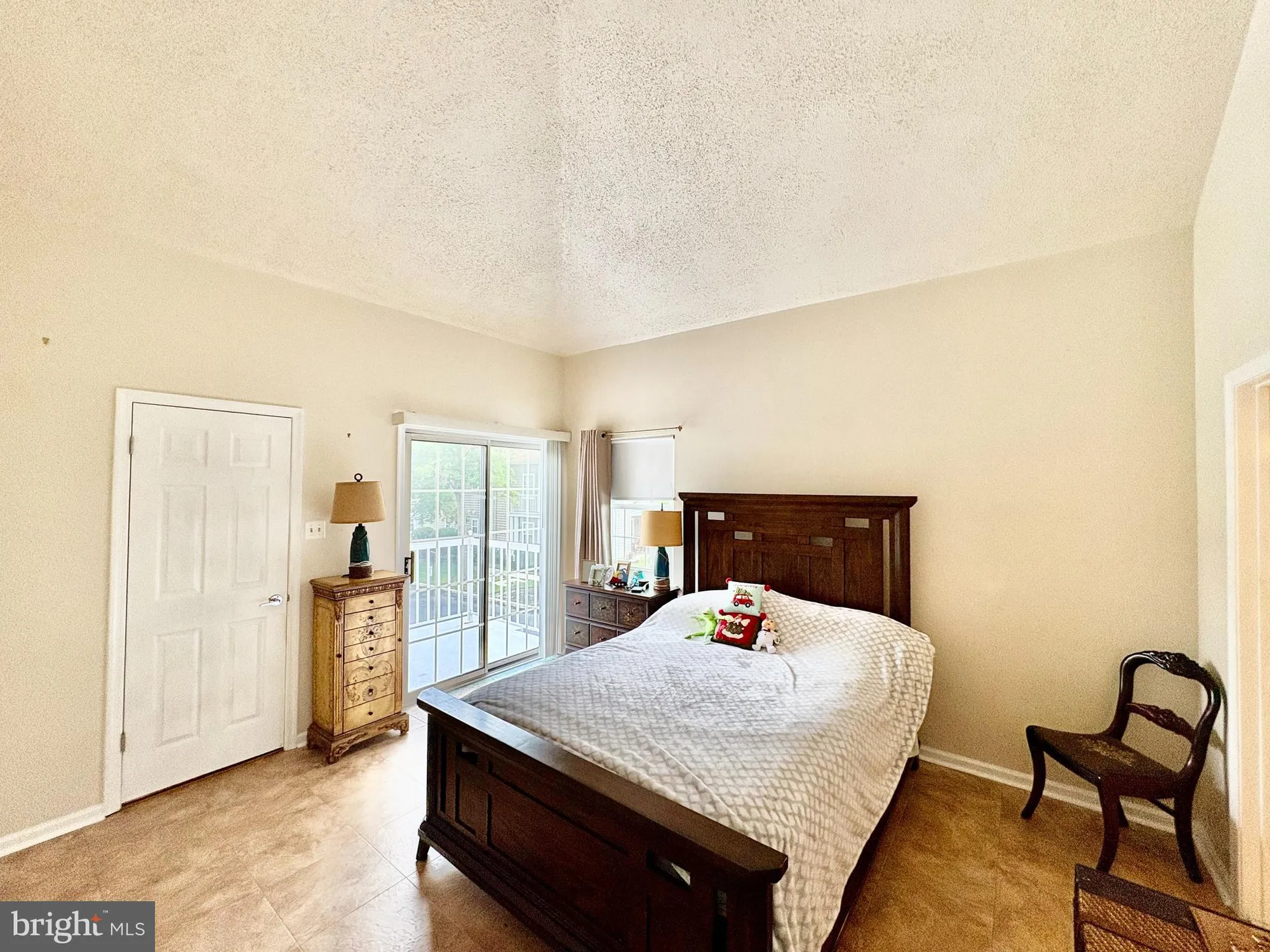 Property Slideshow image 8 of 13 | 550 central ave b9, Linwood, NJ, 08221