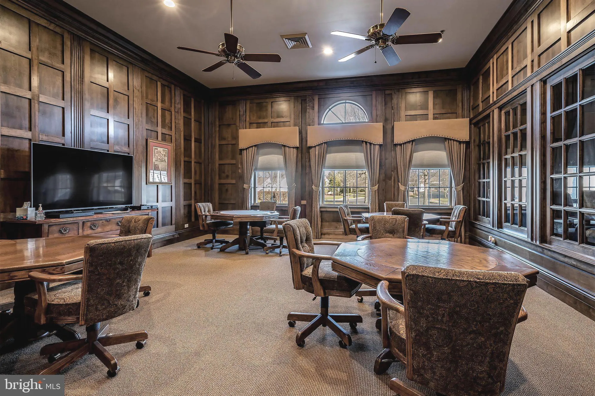 Property Slideshow image 41 of 44 | 10 powderhorn way, Allentown, NJ, 08501