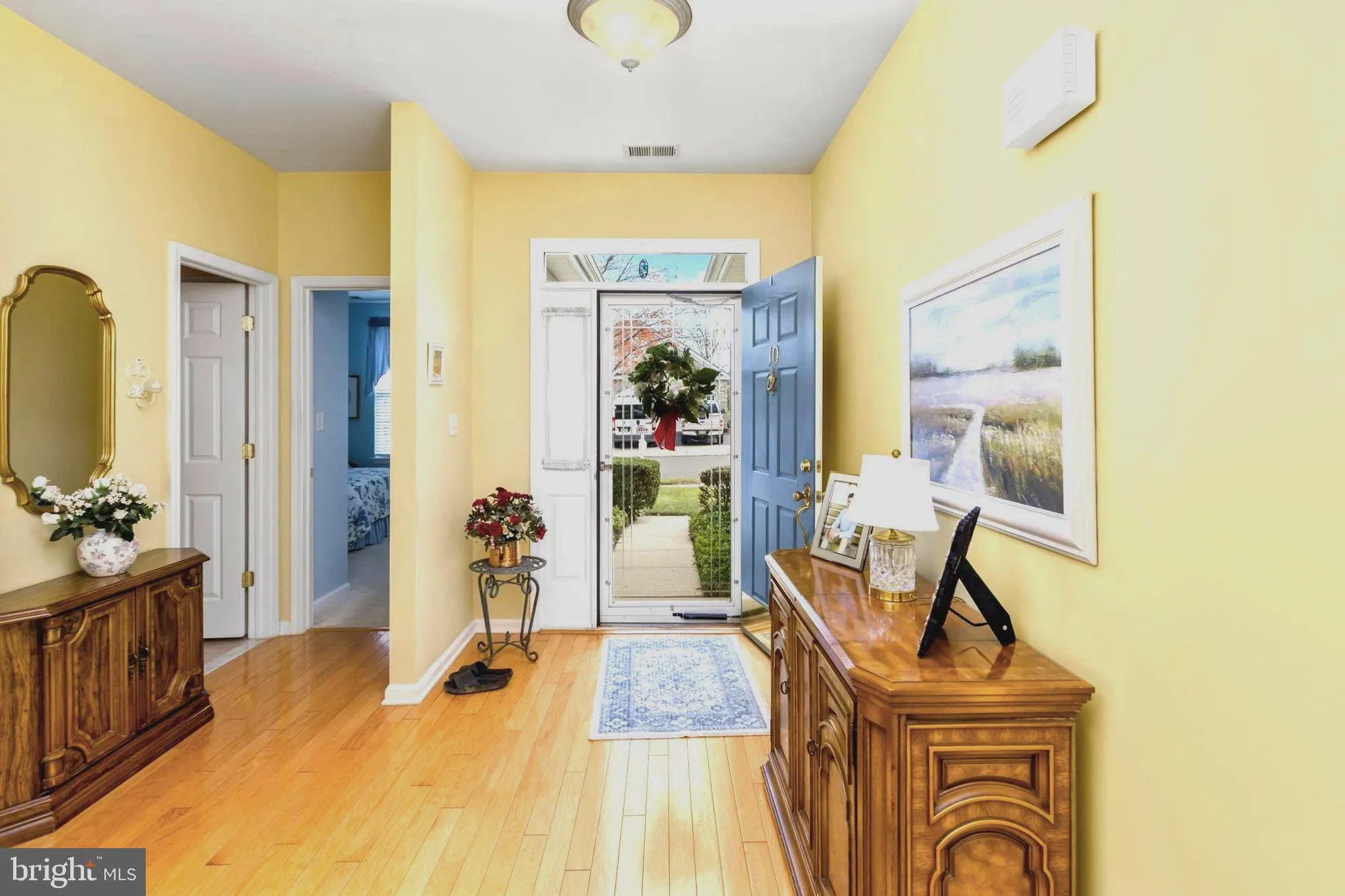 Property Slideshow image 7 of 44 | 10 powderhorn way, Allentown, NJ, 08501