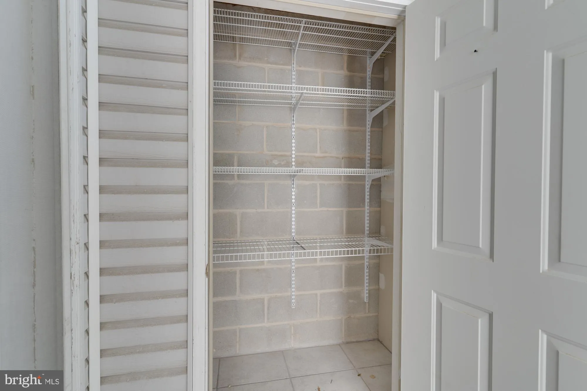 Property Slideshow image 29 of 48 | 9108 centennial sta # 910, Warminster, PA, 18974