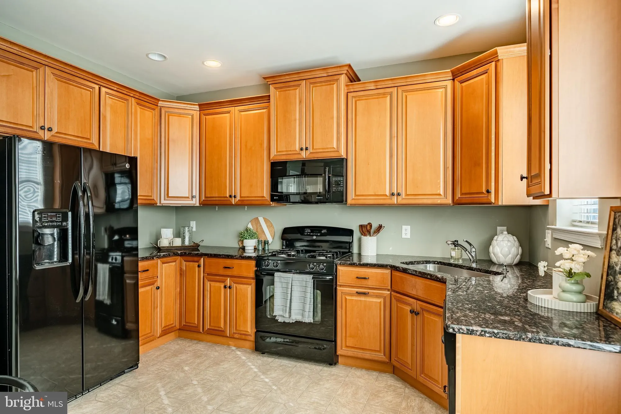 Property Slideshow image 14 of 36 | 1507 honeysuckle ct # 95, West Chester, PA, 19380