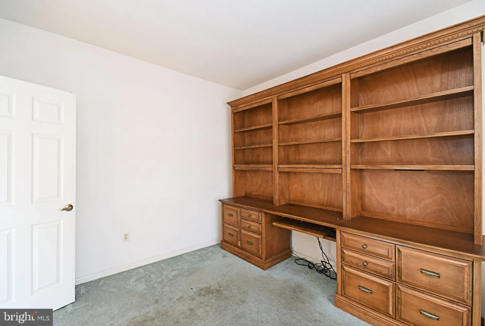 Property Slideshow image 7 of 39 | 37 stuart dr # 37, Norristown, PA, 19401