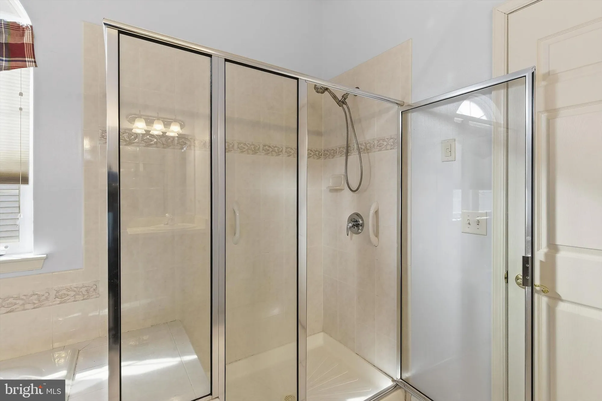 Property Slideshow image 24 of 42 | 10 salem ct, Barnegat, NJ, 08005