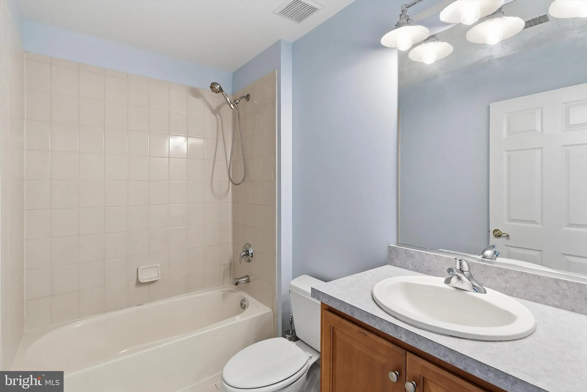 Property Slideshow image 32 of 42 | 10 salem ct, Barnegat, NJ, 08005