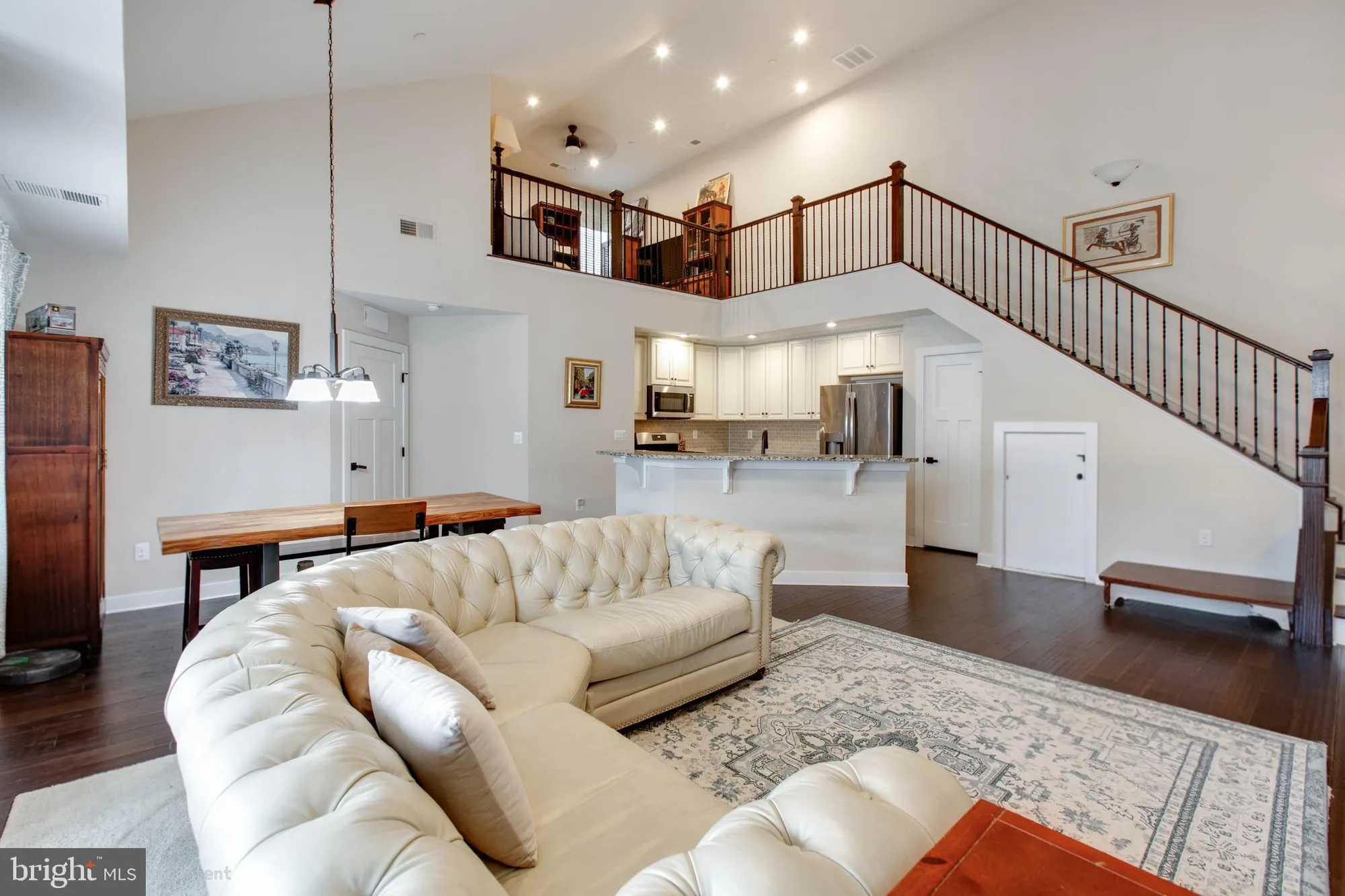 Property Slideshow image 8 of 32 | 8911 carls ct q, Ellicott City, MD, 21043