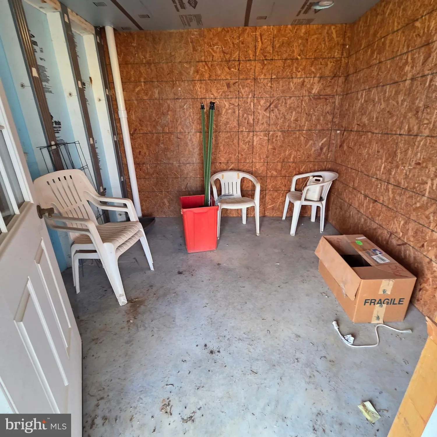 Property Slideshow image 36 of 47 | 854 cambridge dr, Manheim, PA, 17545