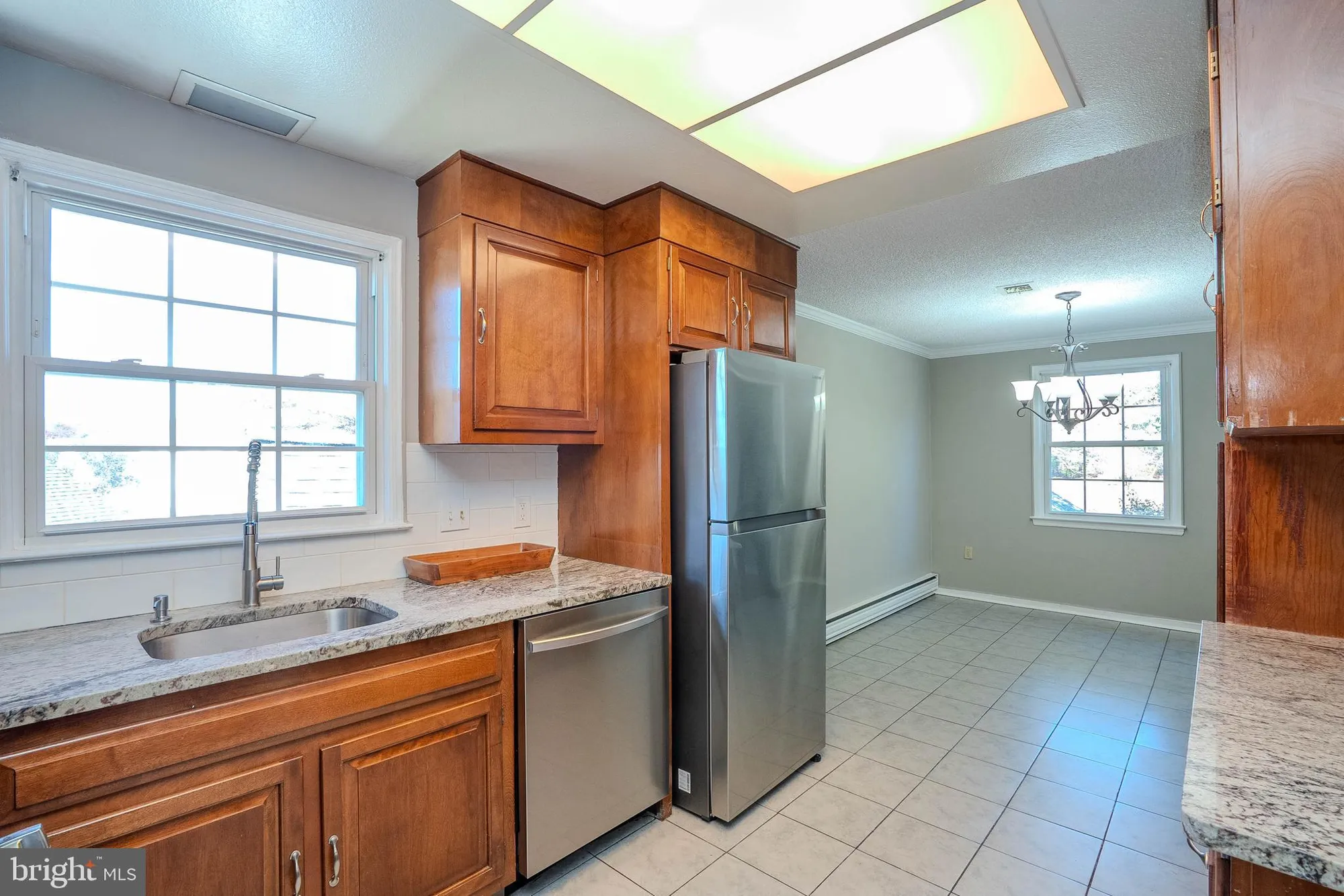 Property Slideshow image 10 of 20 | 137 plymouth ln, Monroe Township, NJ, 08831