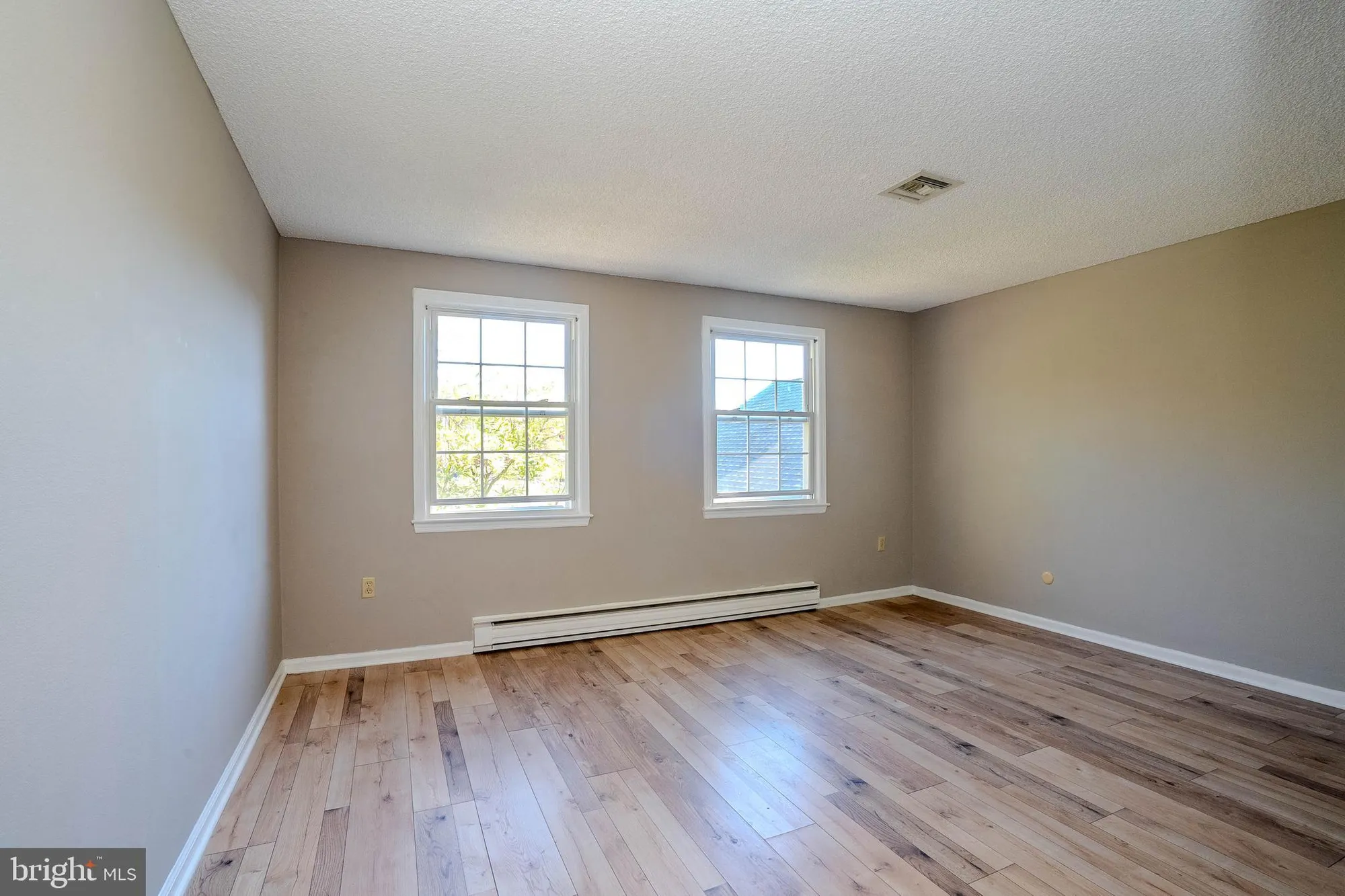 Property Slideshow image 17 of 20 | 137 plymouth ln, Monroe Township, NJ, 08831