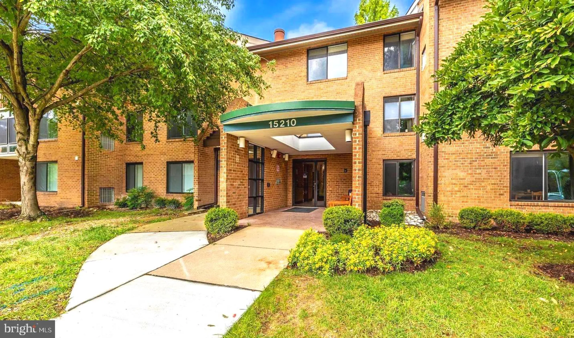 Property Slideshow image 1 of 47 | 15210 elkridge way 91-3k, Silver Spring, MD, 20906
