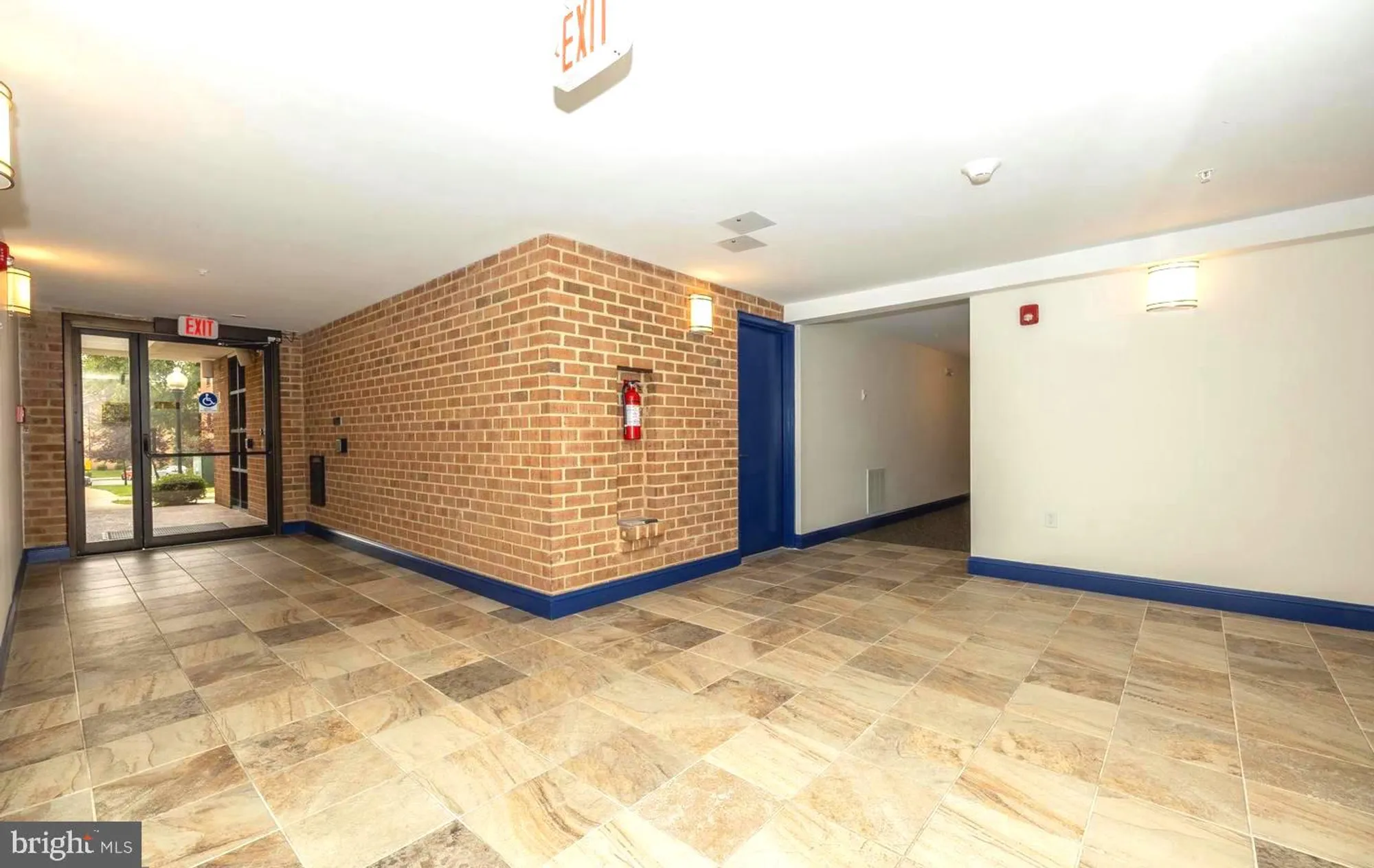 Property Slideshow image 5 of 47 | 15210 elkridge way 91-3k, Silver Spring, MD, 20906