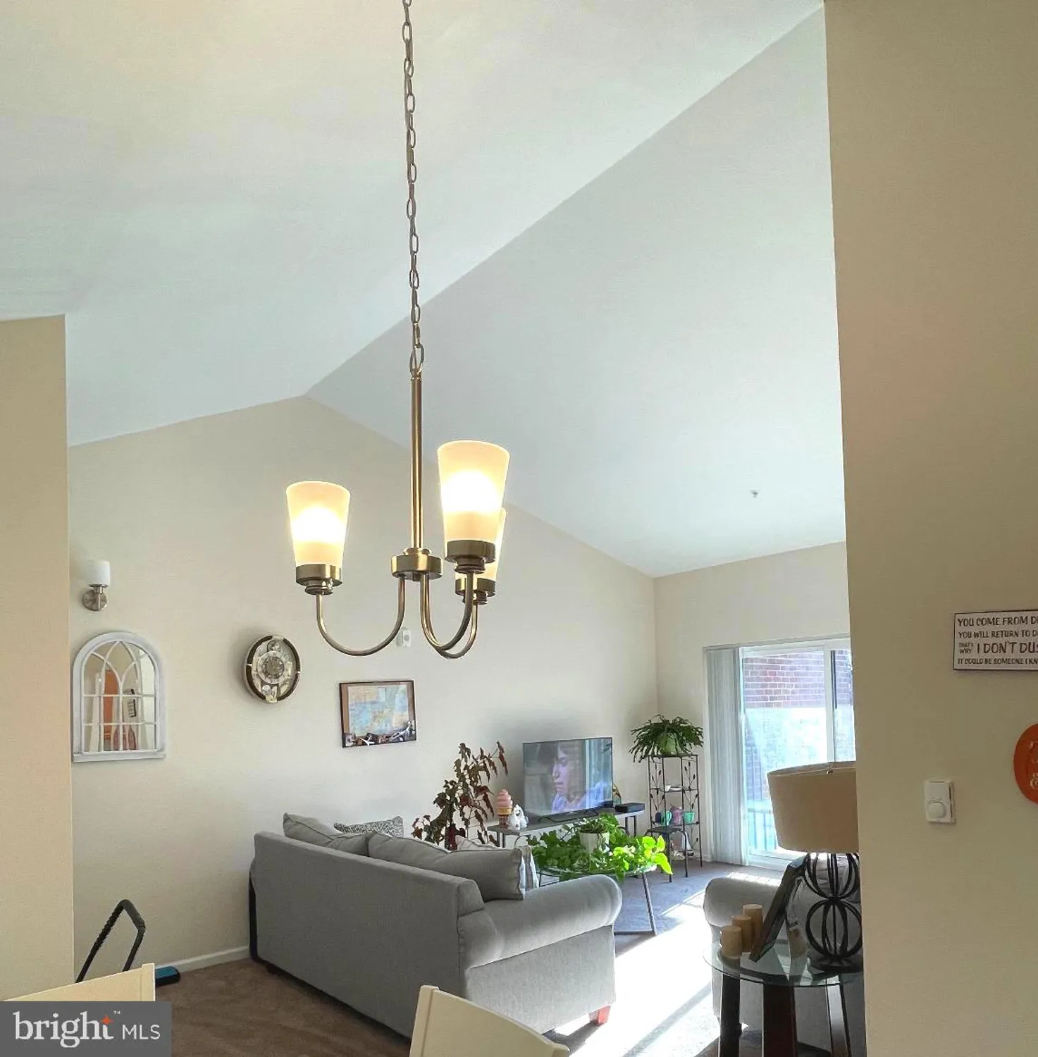 Property Slideshow image 9 of 47 | 15210 elkridge way 91-3k, Silver Spring, MD, 20906