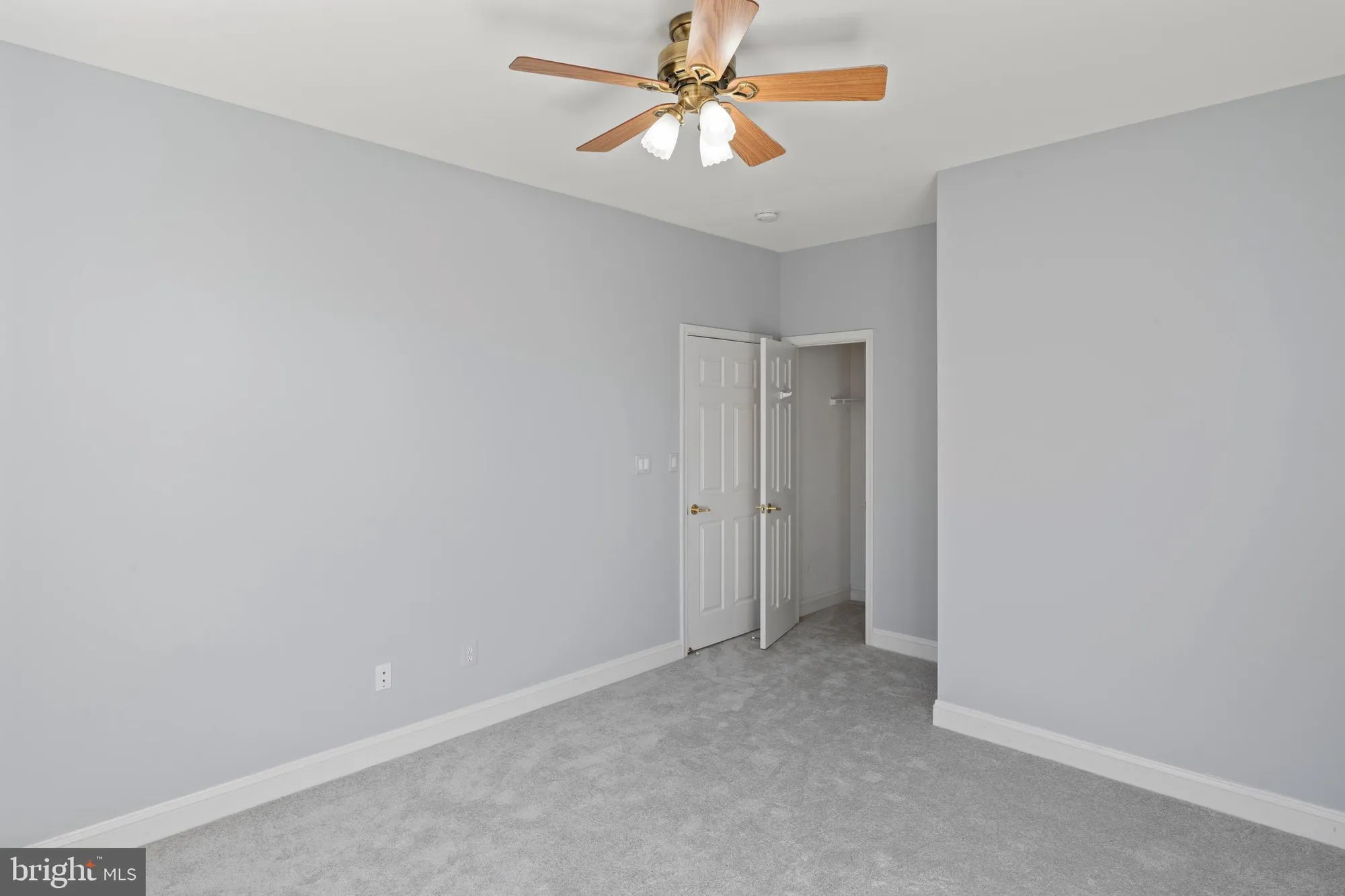 Property Slideshow image 36 of 67 | 13879 crabtree way, Gainesville, VA, 20155