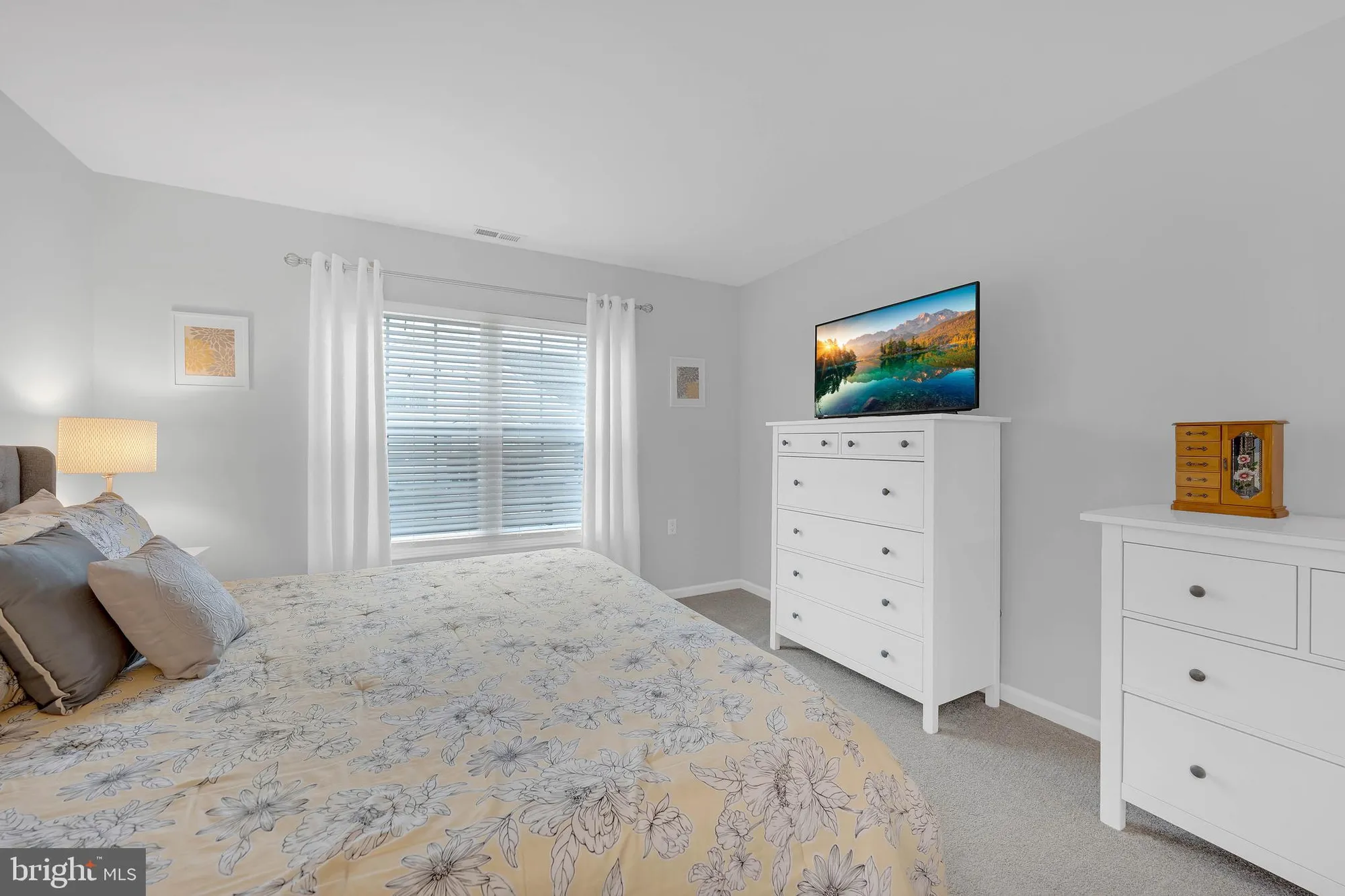 Property Slideshow image 18 of 41 | 2845 donegal dr, Macungie, PA, 18062