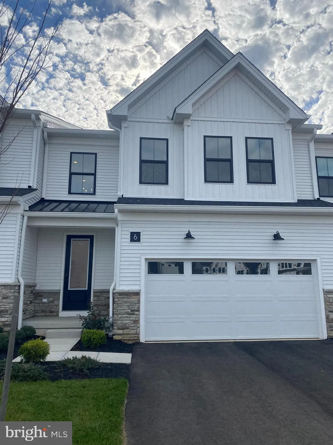 Property Slideshow image 1 of 7 | 6 meade dr, West Windsor, NJ, 08550