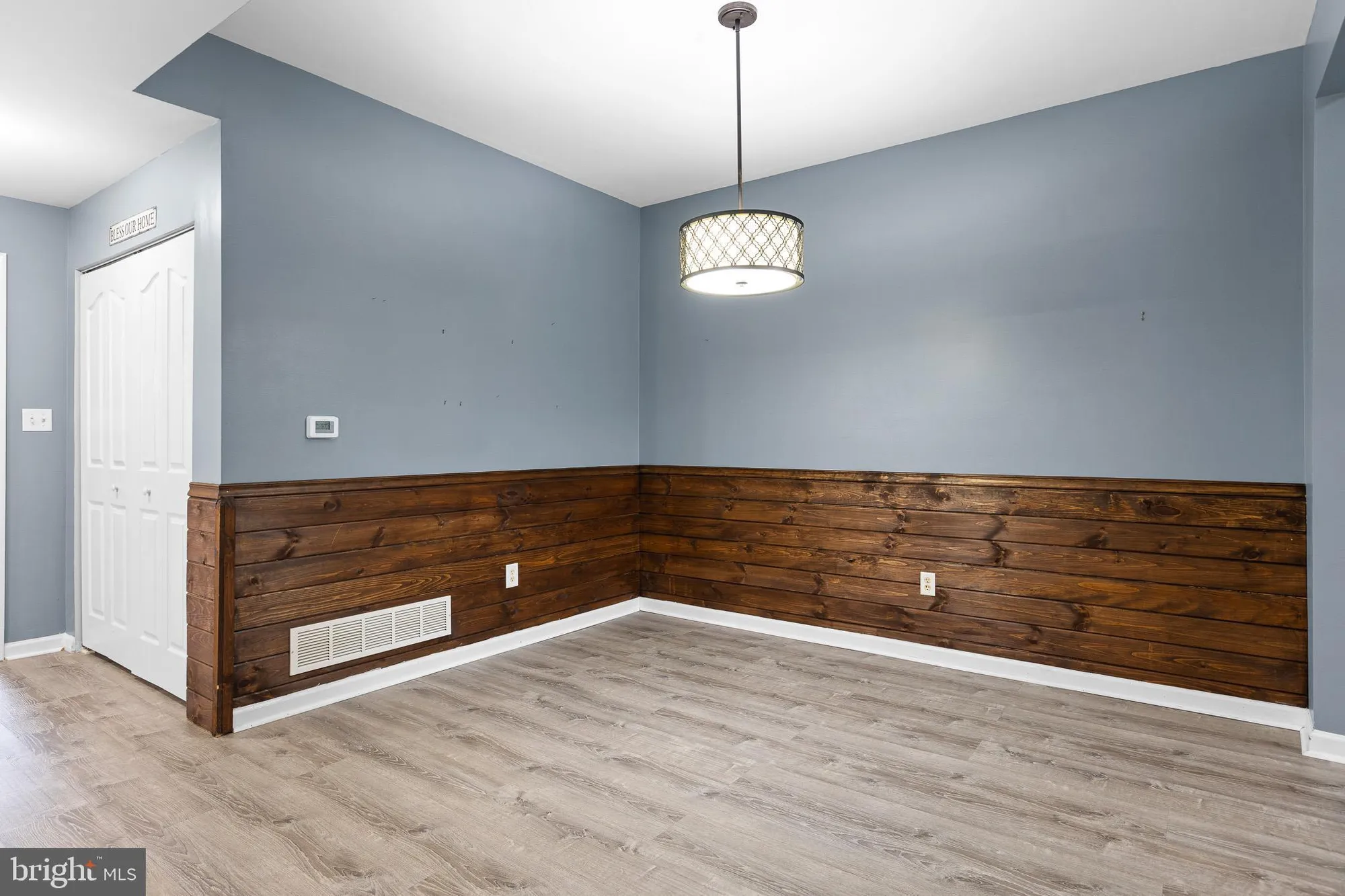 Property Slideshow image 4 of 20 | 221 gladstone way, Bear, DE, 19701