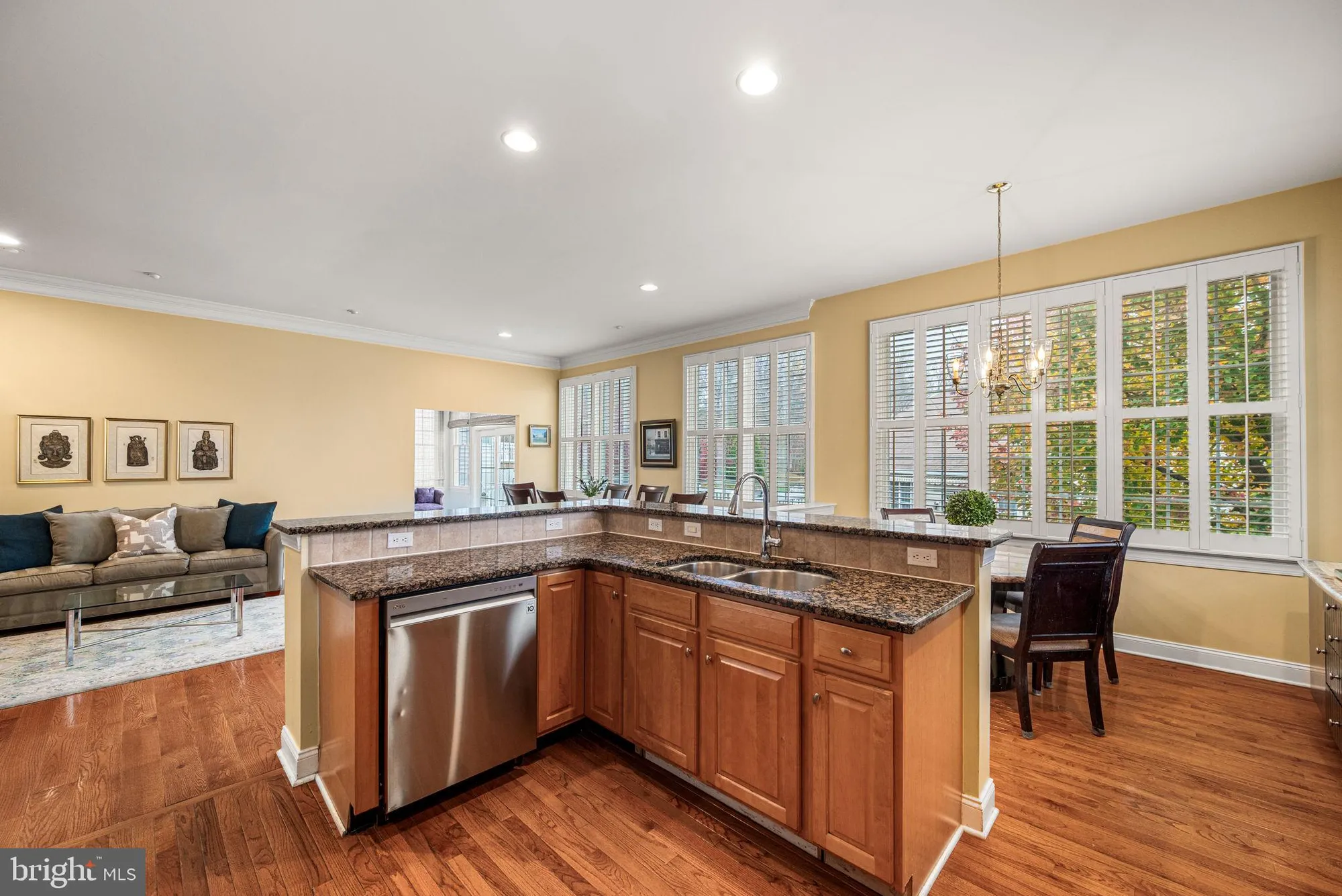 Property Slideshow image 12 of 39 | 41 hutton ln, Garnet Valley, PA, 19060