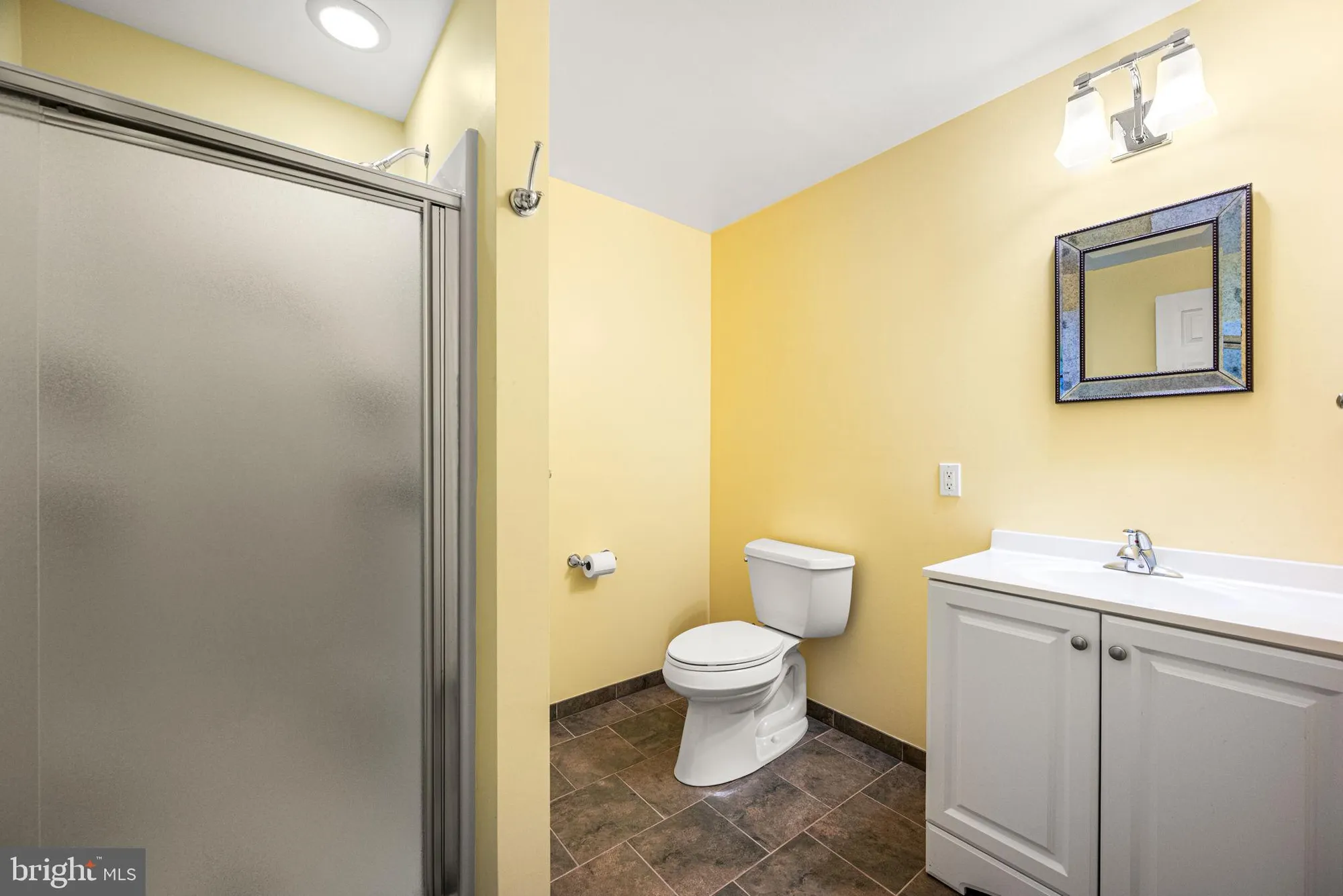 Property Slideshow image 27 of 39 | 41 hutton ln, Garnet Valley, PA, 19060