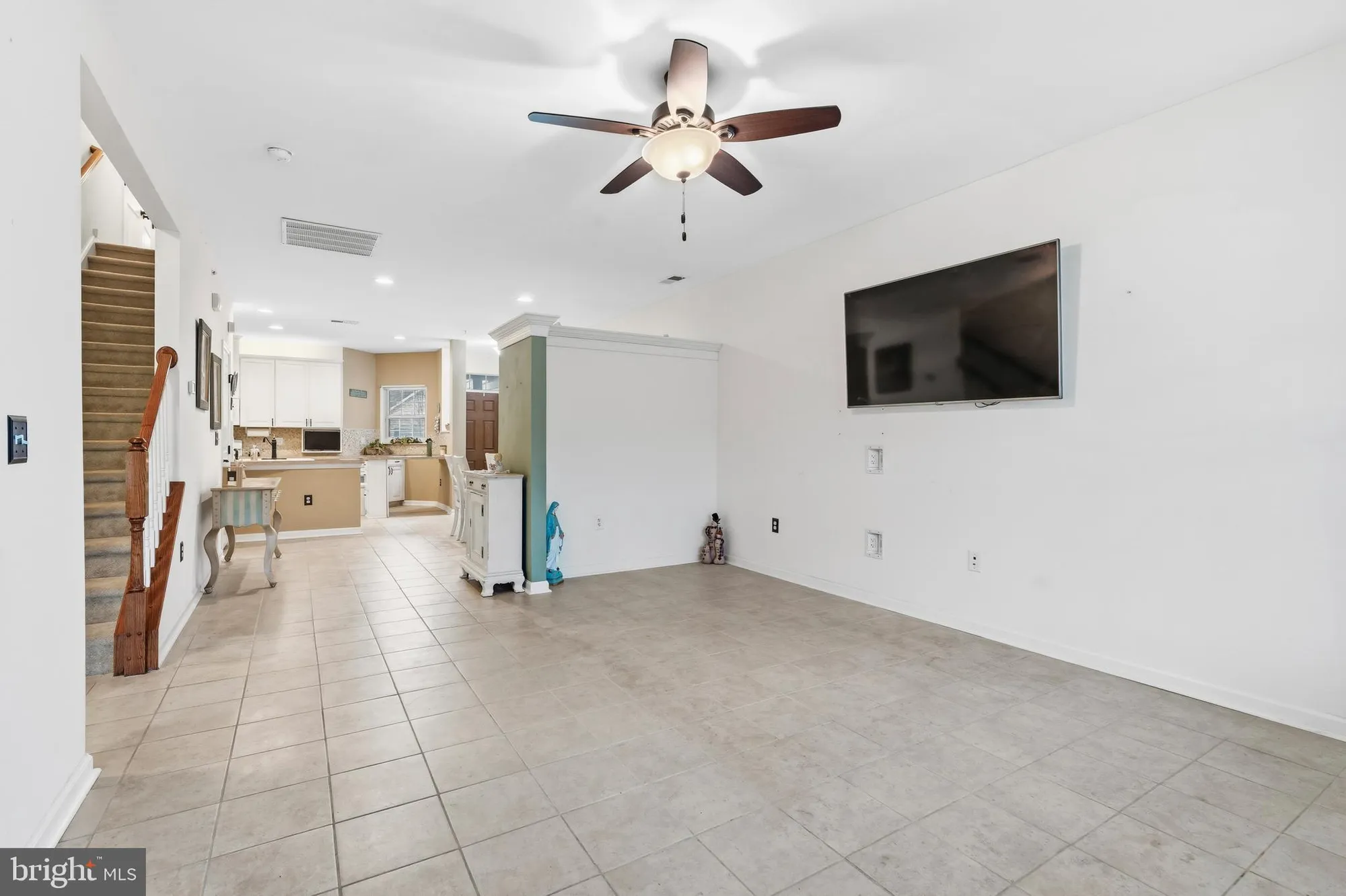 Property Slideshow image 16 of 38 | 1125 arbour ln, Quakertown, PA, 18951