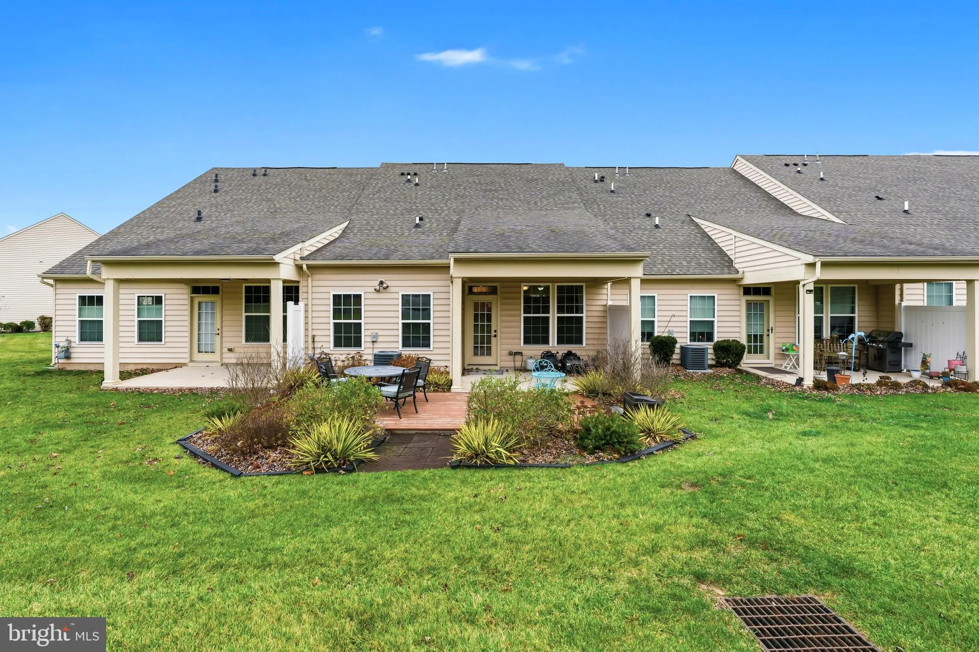 Property Slideshow image 30 of 38 | 1125 arbour ln, Quakertown, PA, 18951